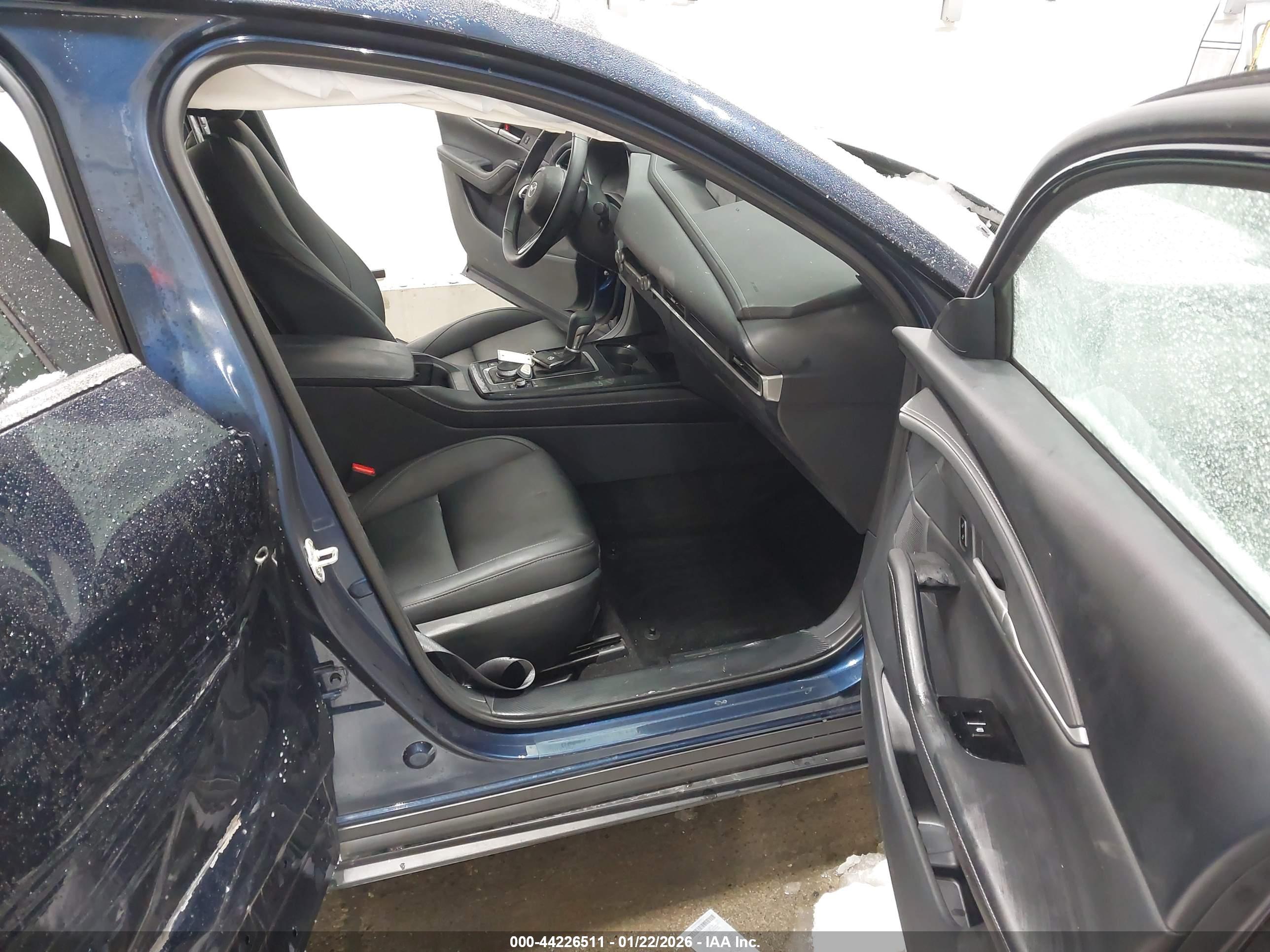 MAZDA CX-30 image 5