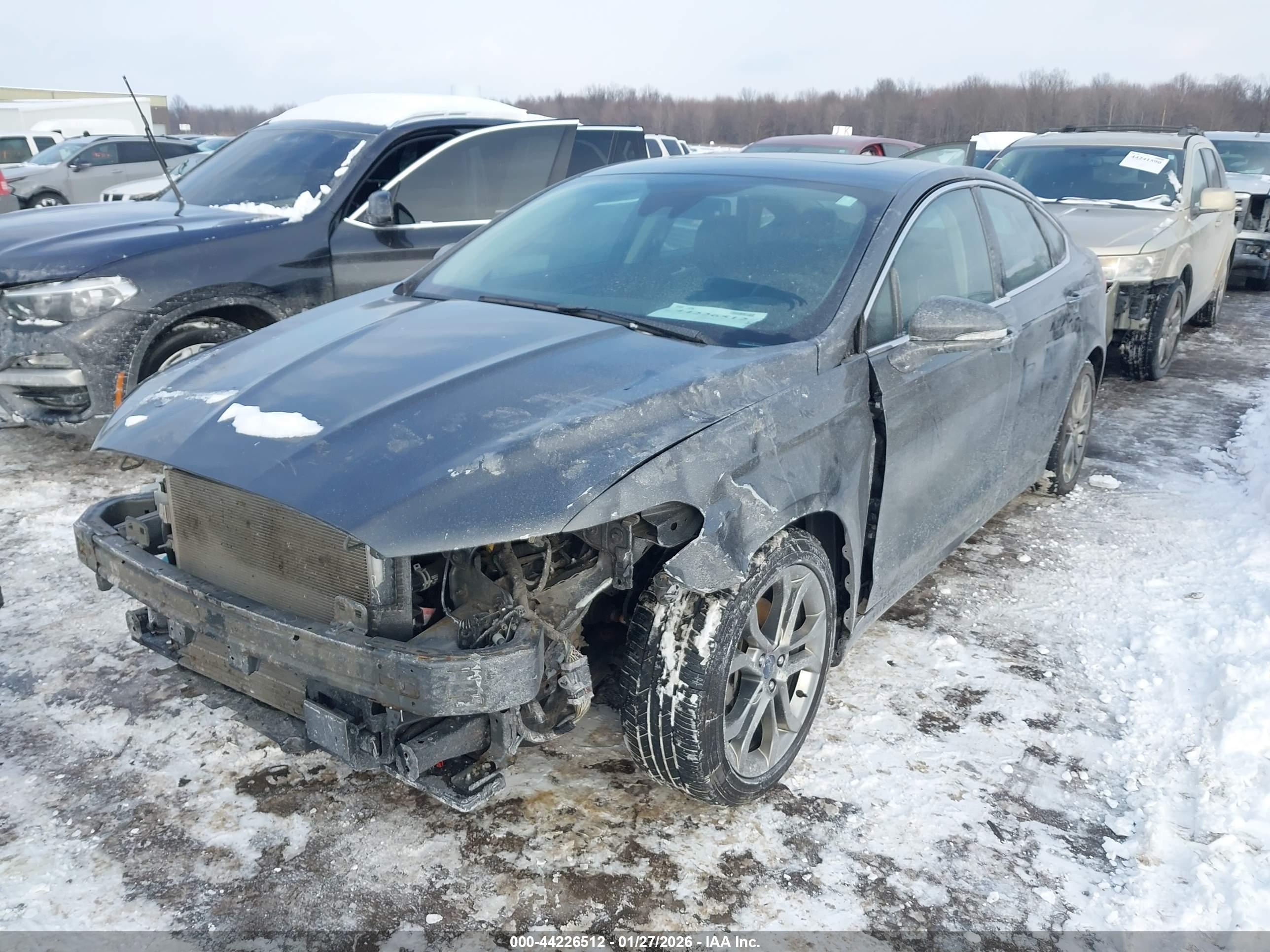 FORD FUSION image 2