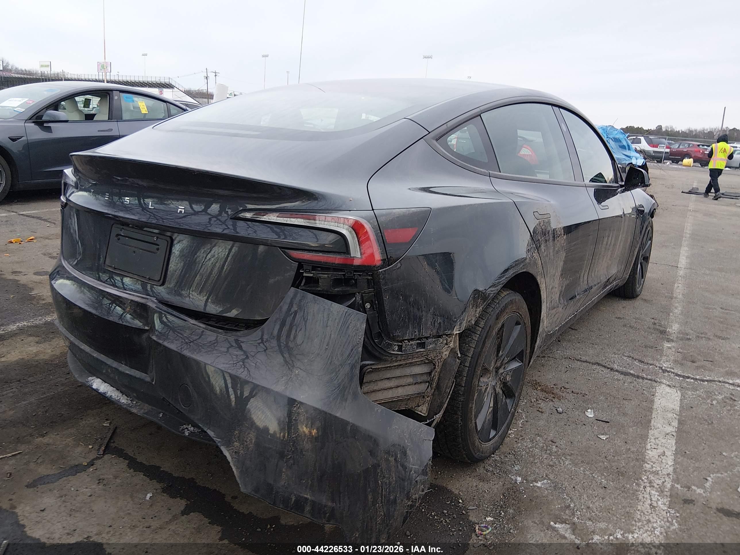 TESLA MODEL image 4