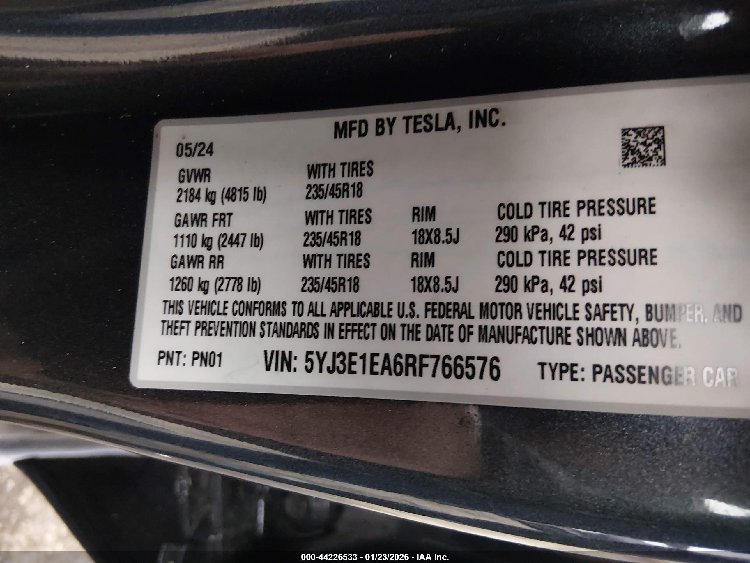 TESLA MODEL image 9