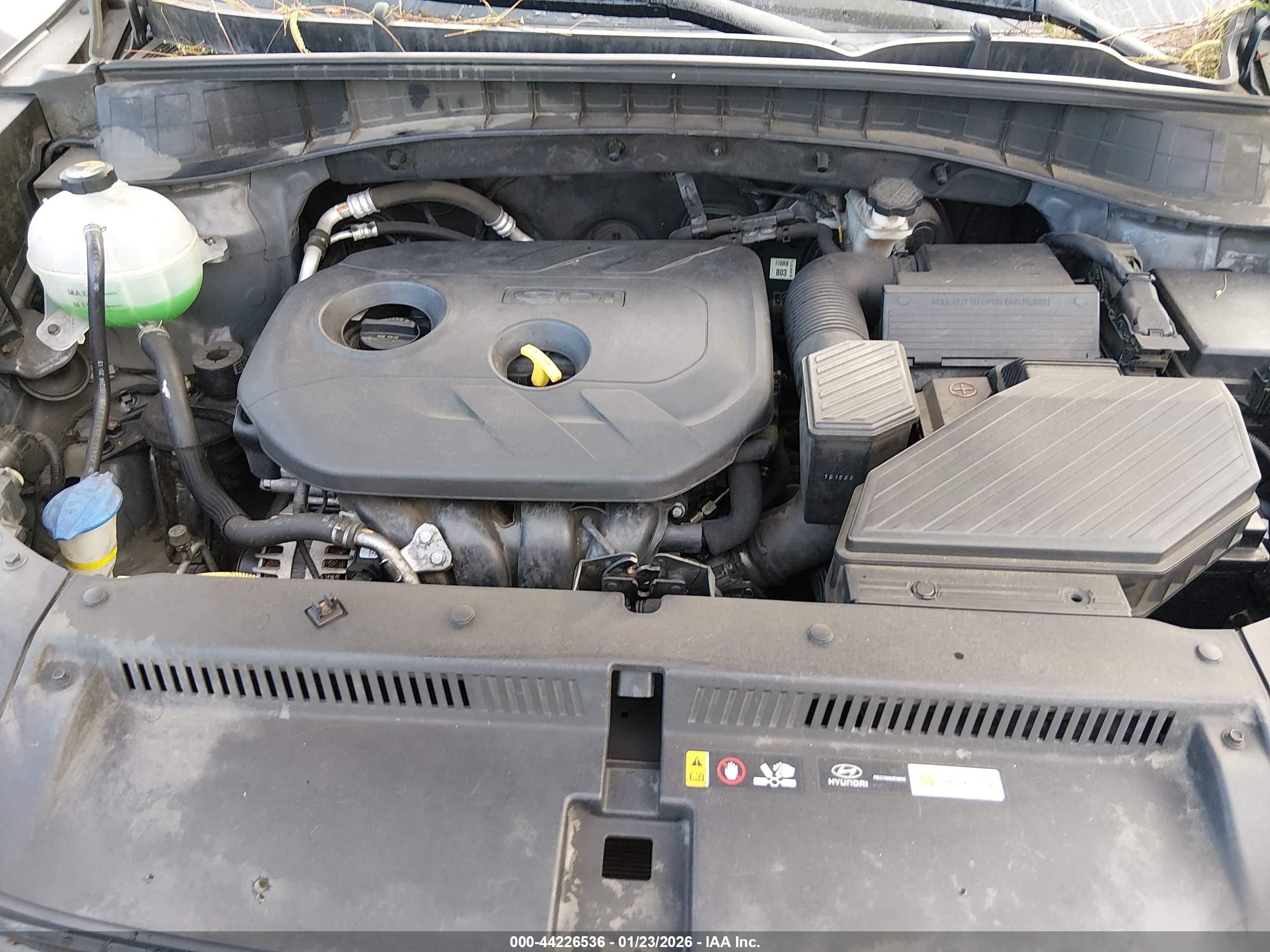 HYUNDAI TUCSON image 10