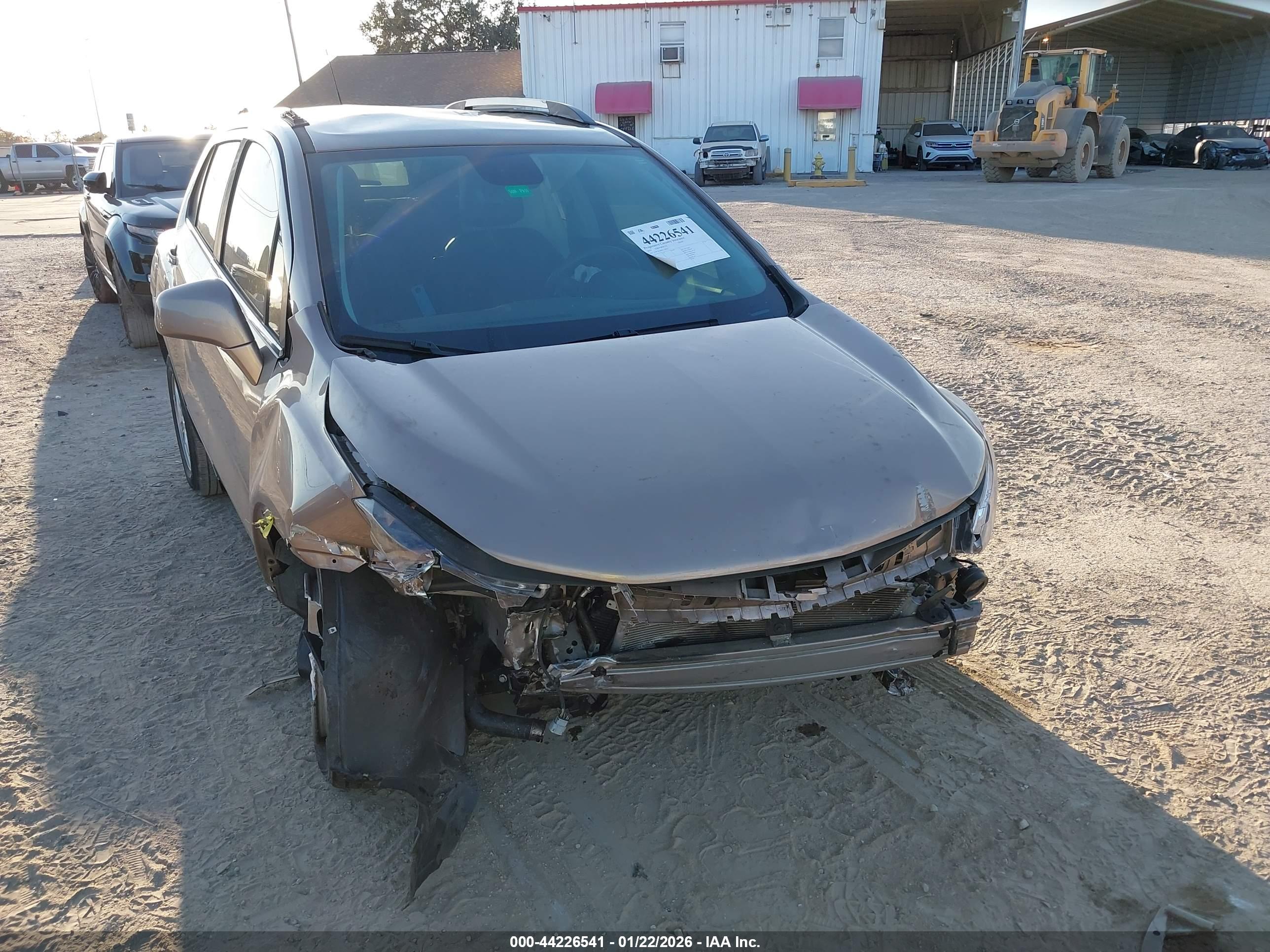 CHEVROLET TRAX image 6