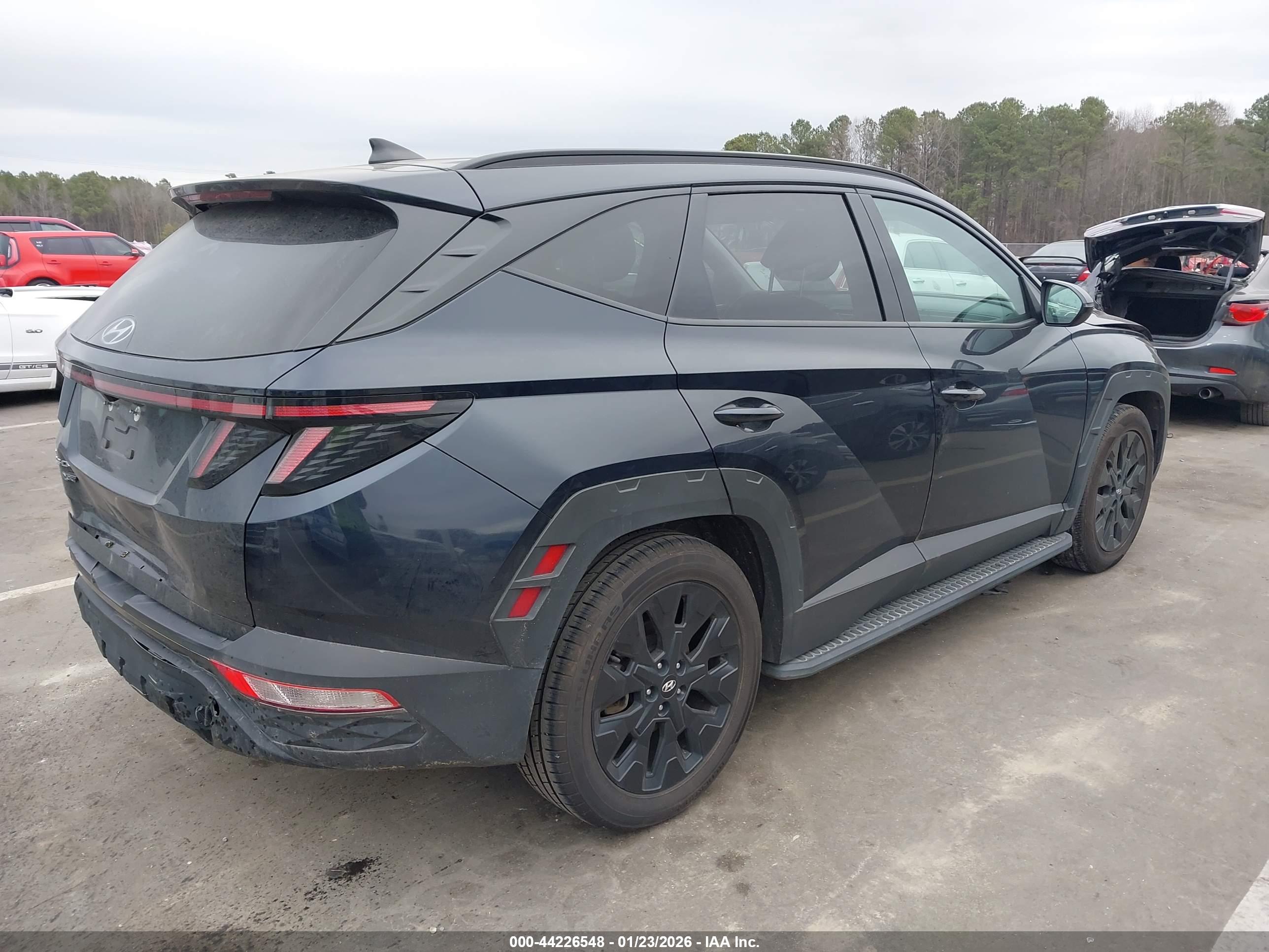 HYUNDAI TUCSON image 4