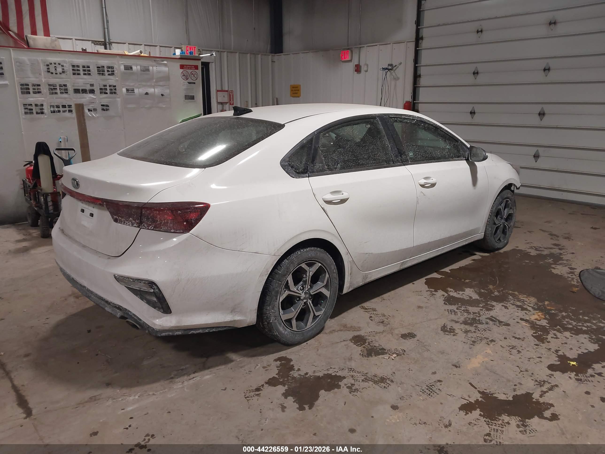 KIA FORTE image 4