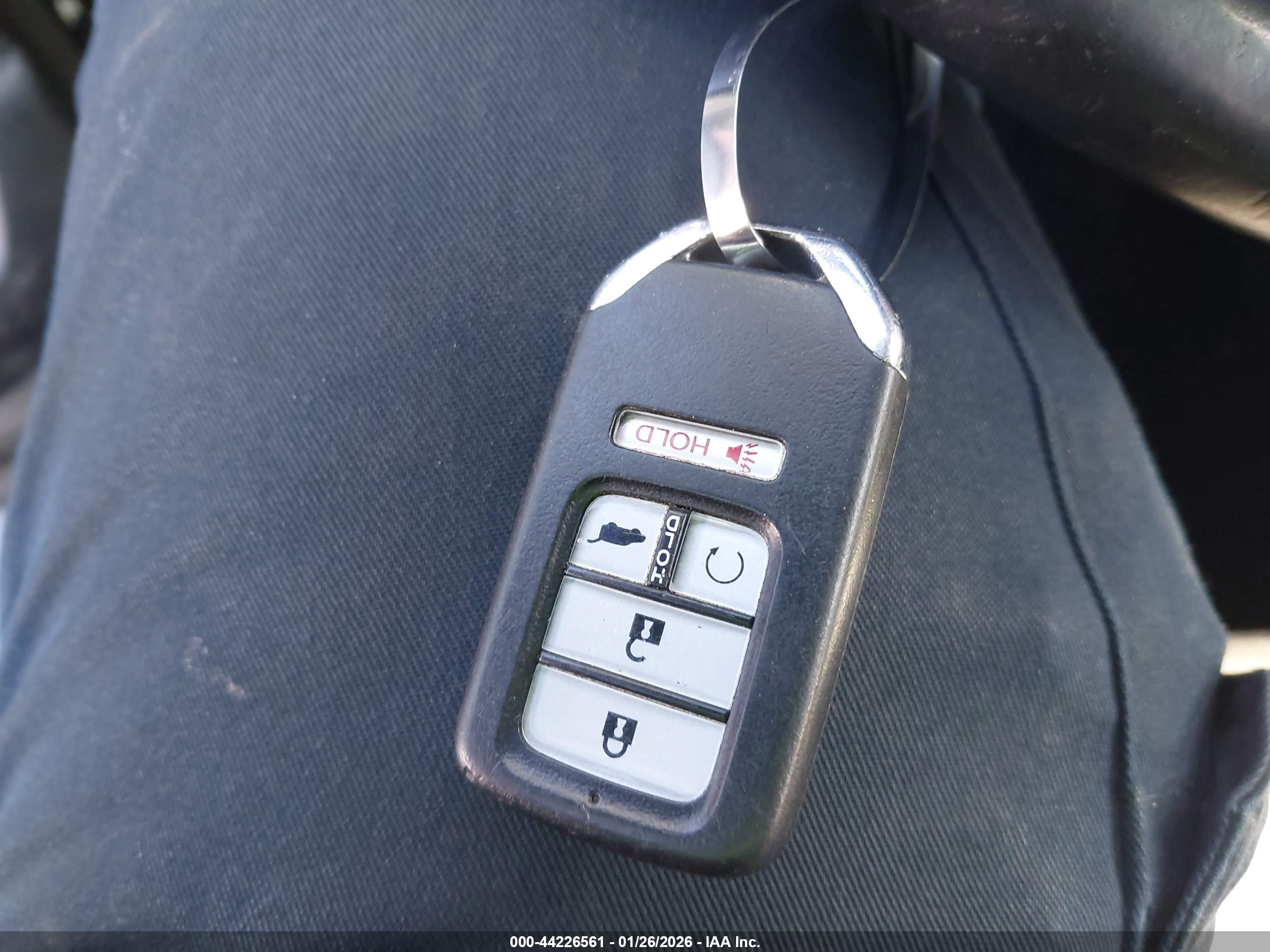 HONDA CR-V image 11