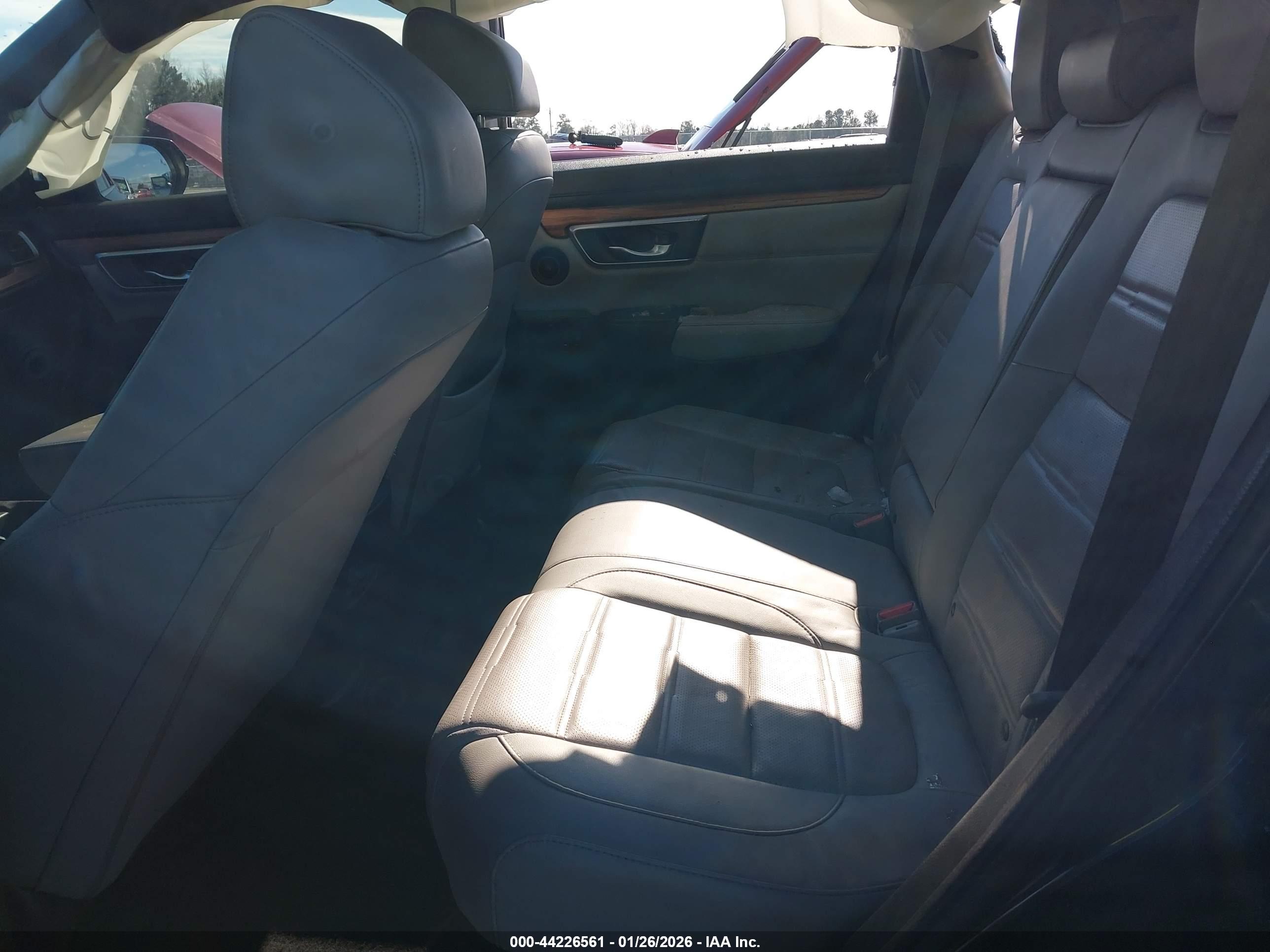 HONDA CR-V image 8