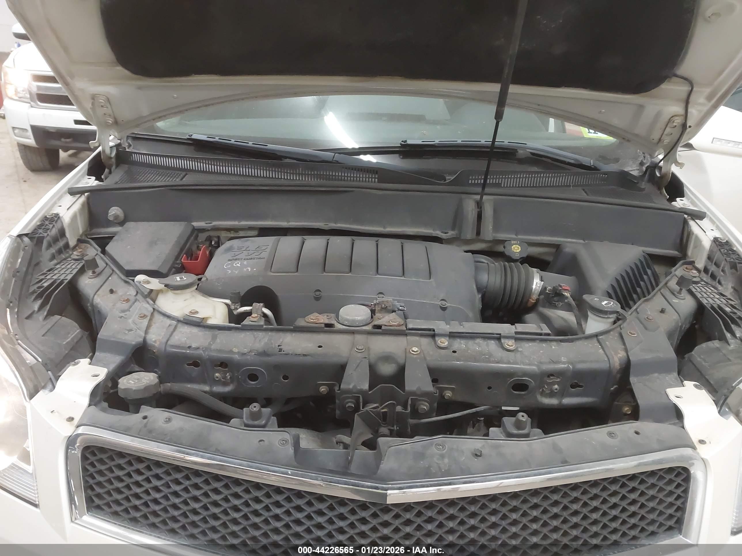 CHEVROLET TRAVERSE image 10