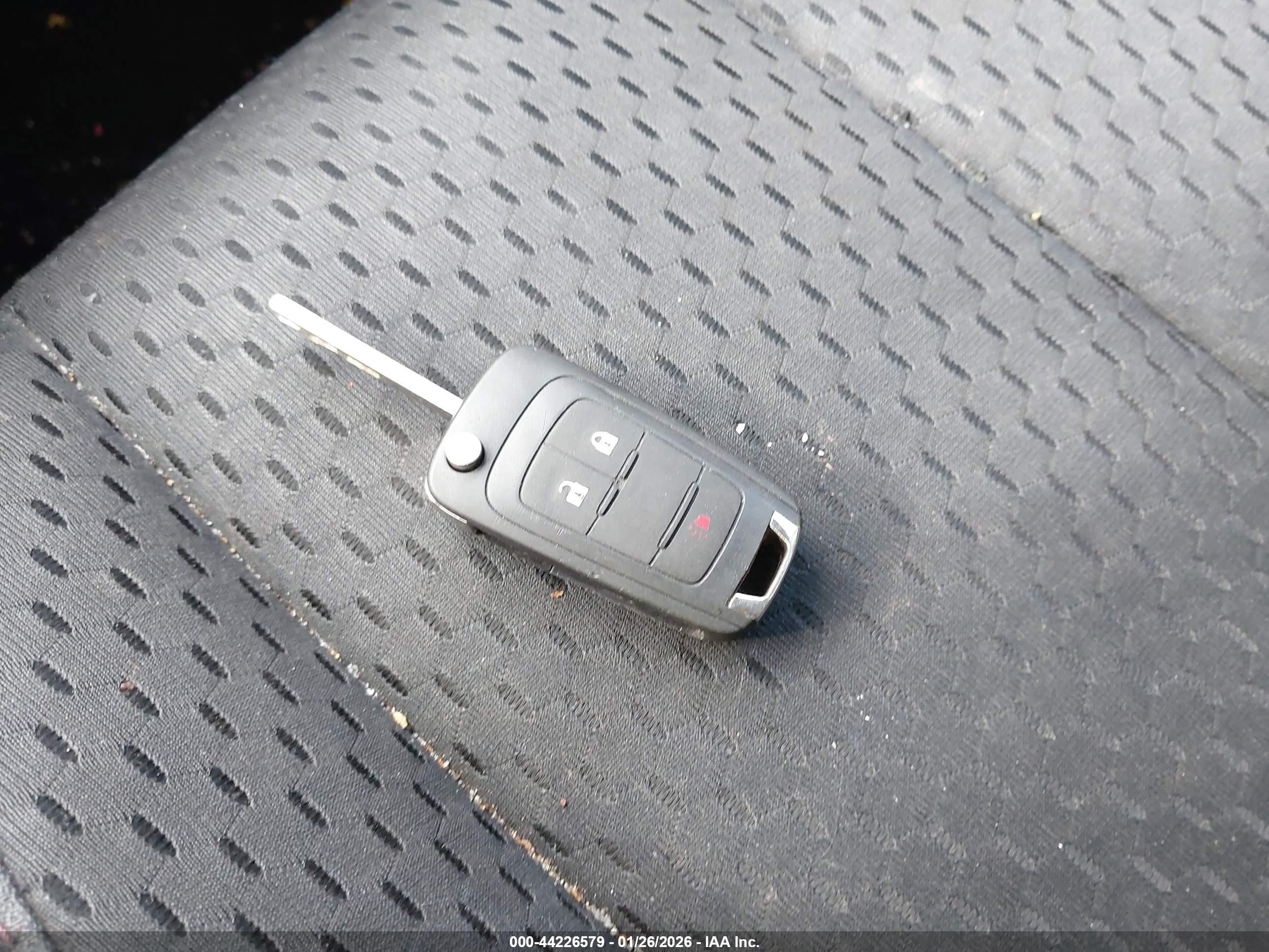 GMC TERRAIN image 11