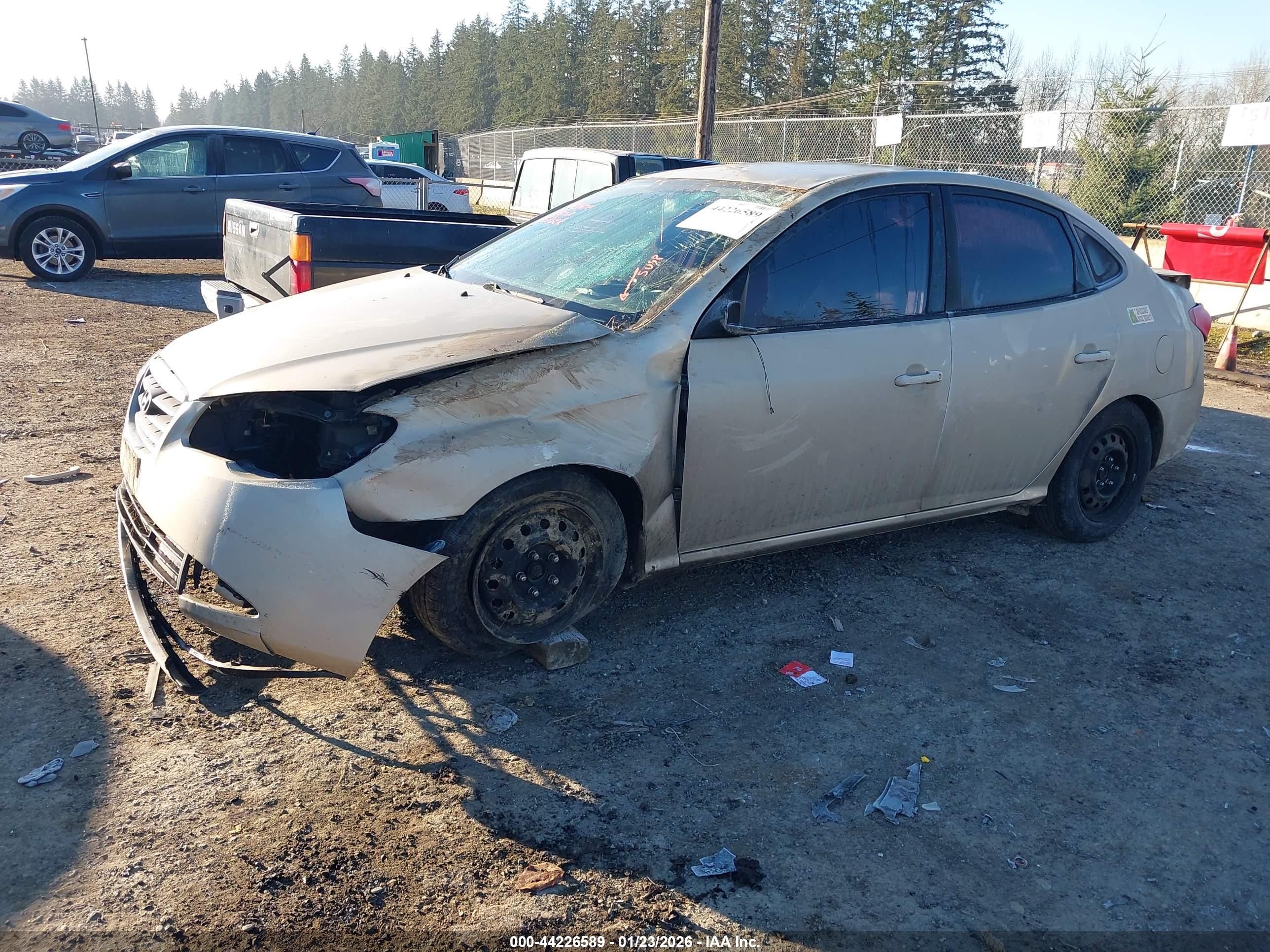 HYUNDAI ELANTRA image 2