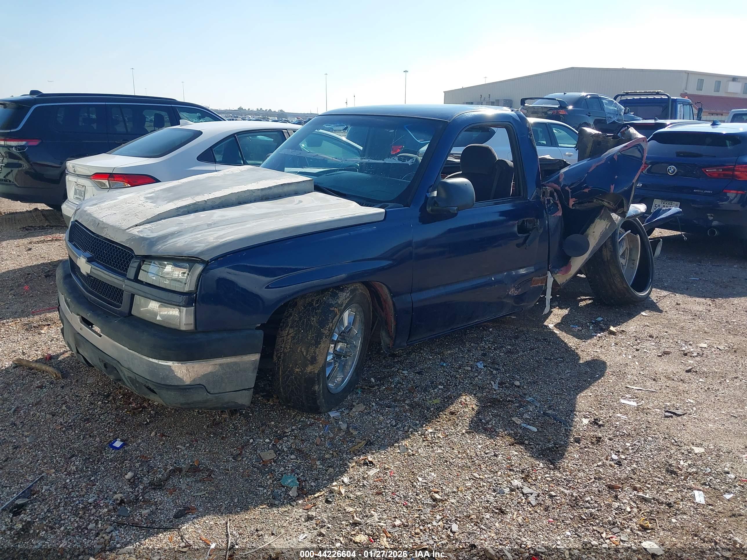 CHEVROLET SILVERADO image 2