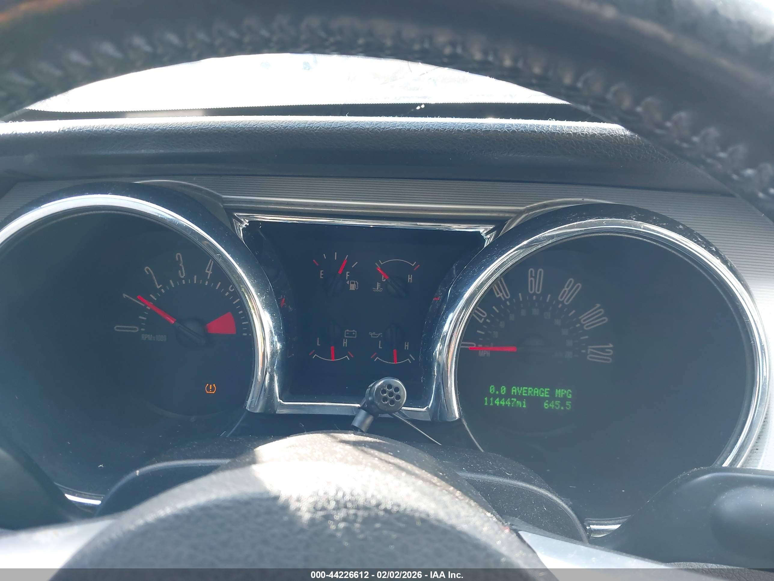 FORD MUSTANG image 7