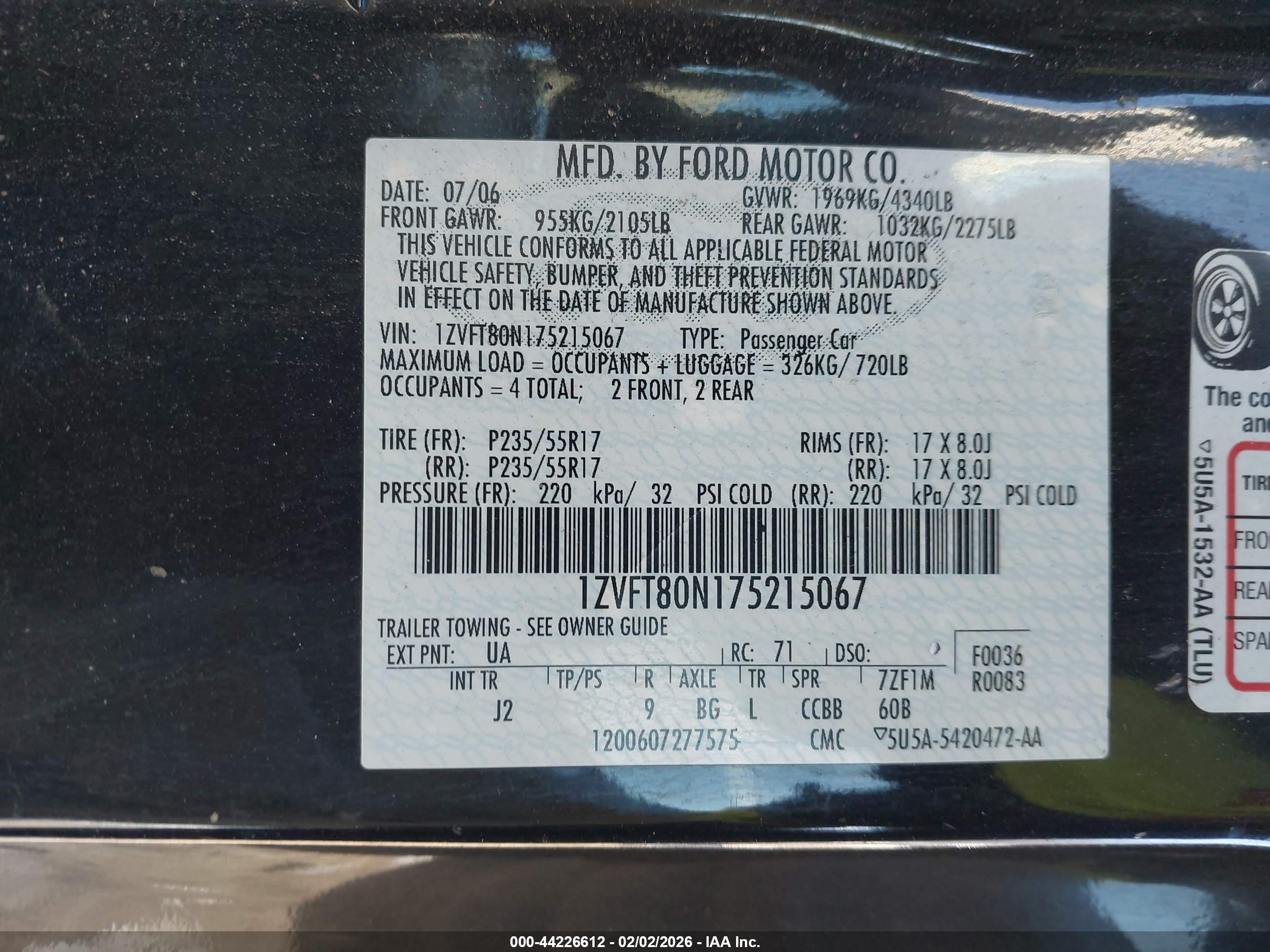 FORD MUSTANG image 9