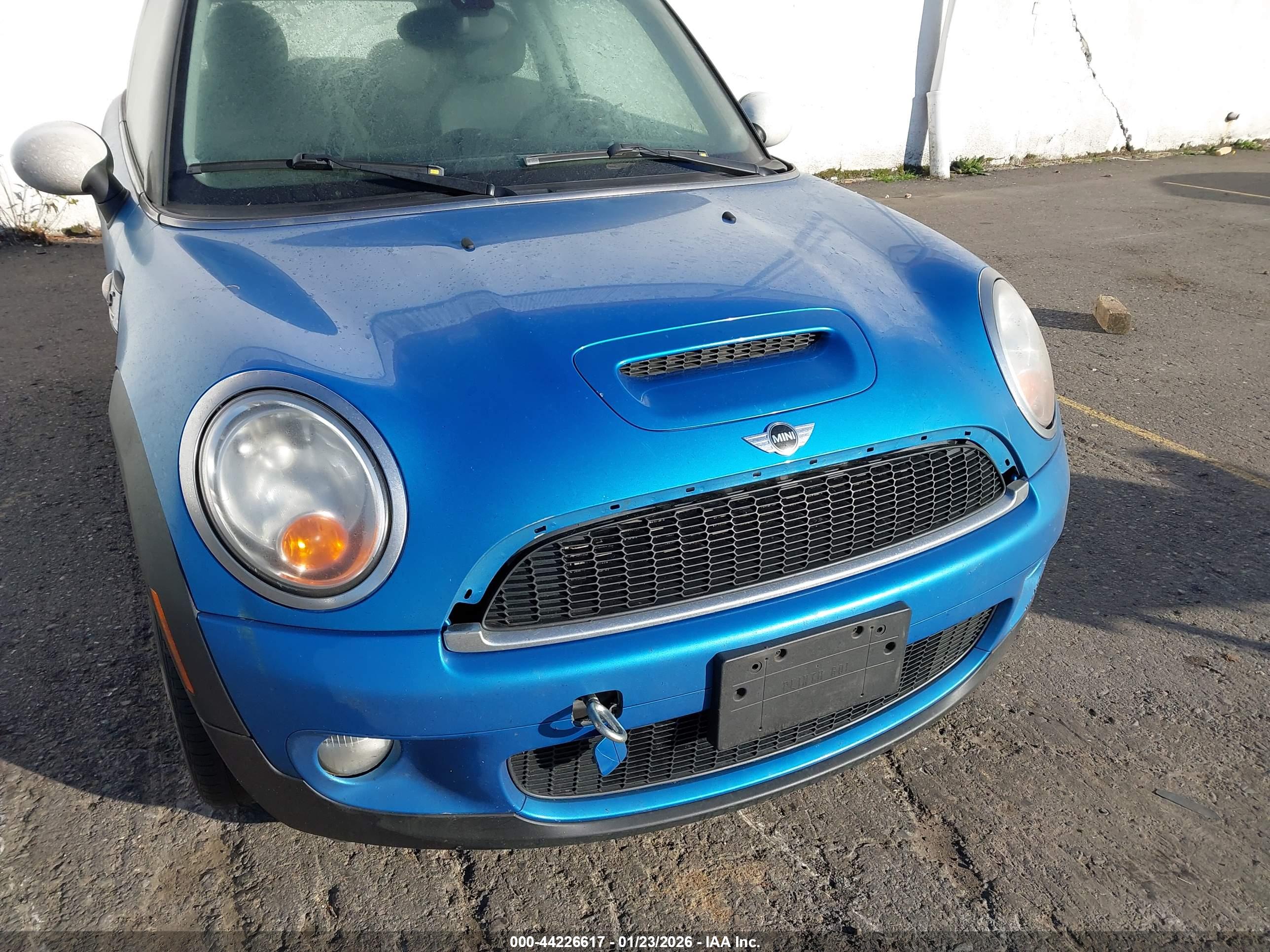 MINI COOPER image 6