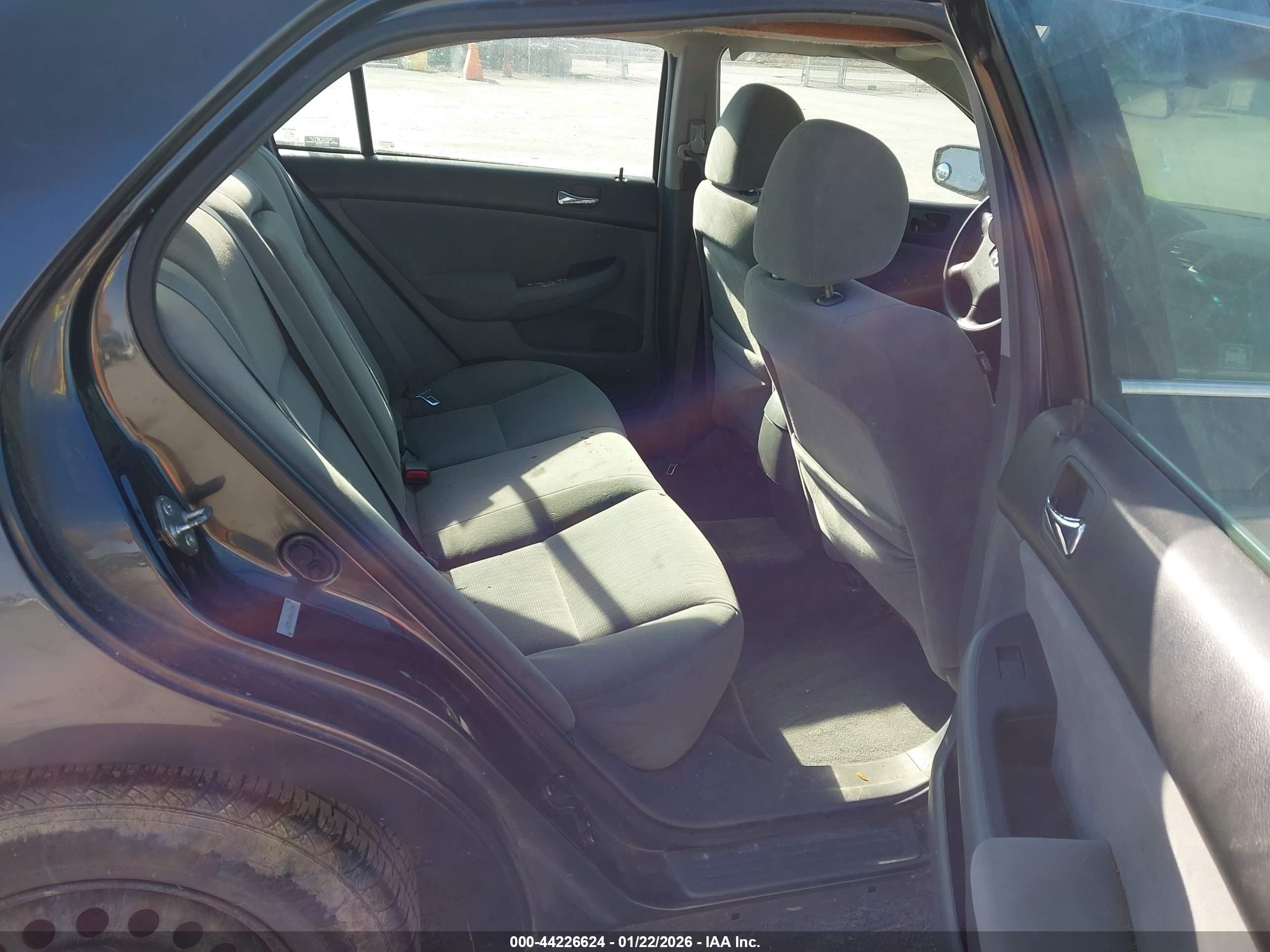 HONDA ACCORD image 8