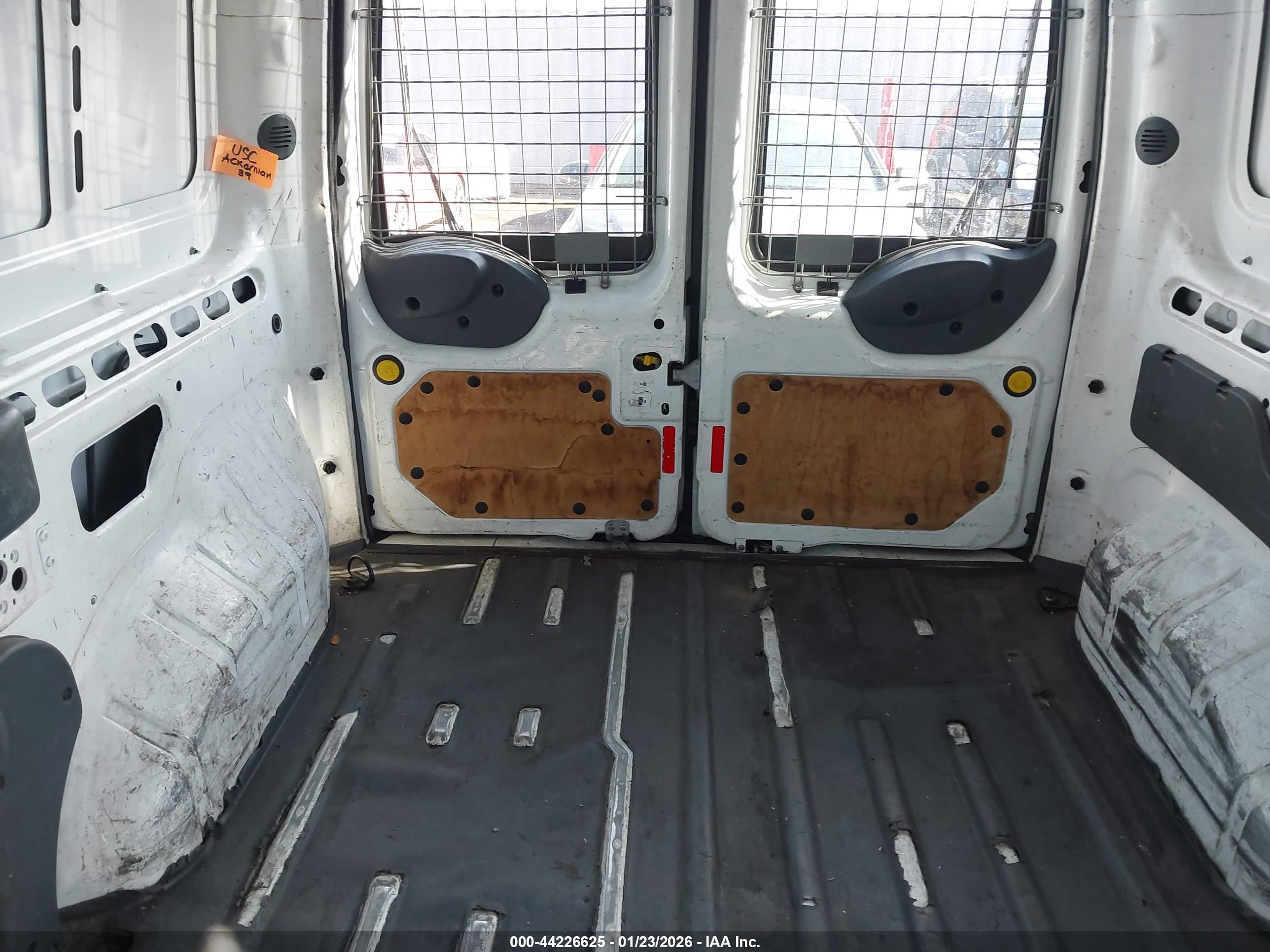 FORD TRANSIT image 8