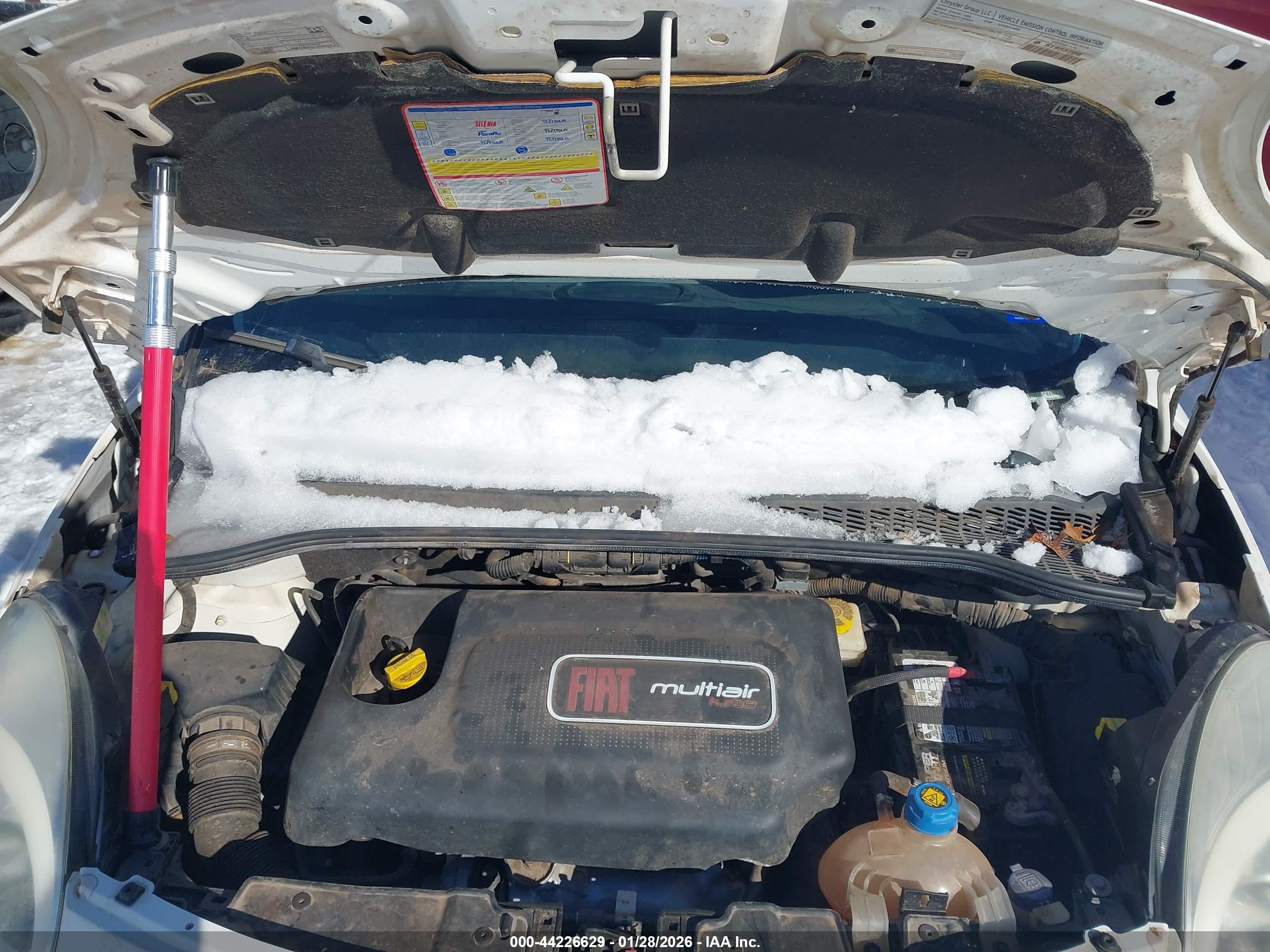 FIAT 500L image 10