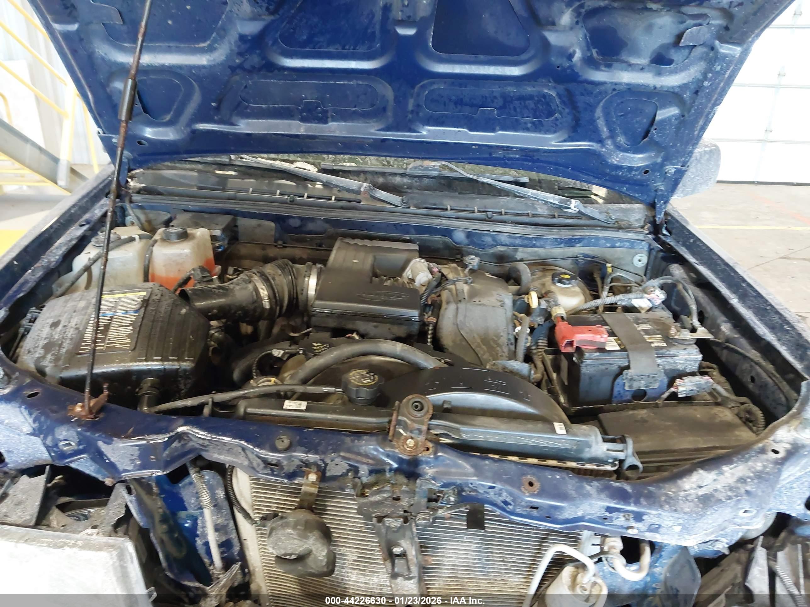 CHEVROLET COLORADO image 10