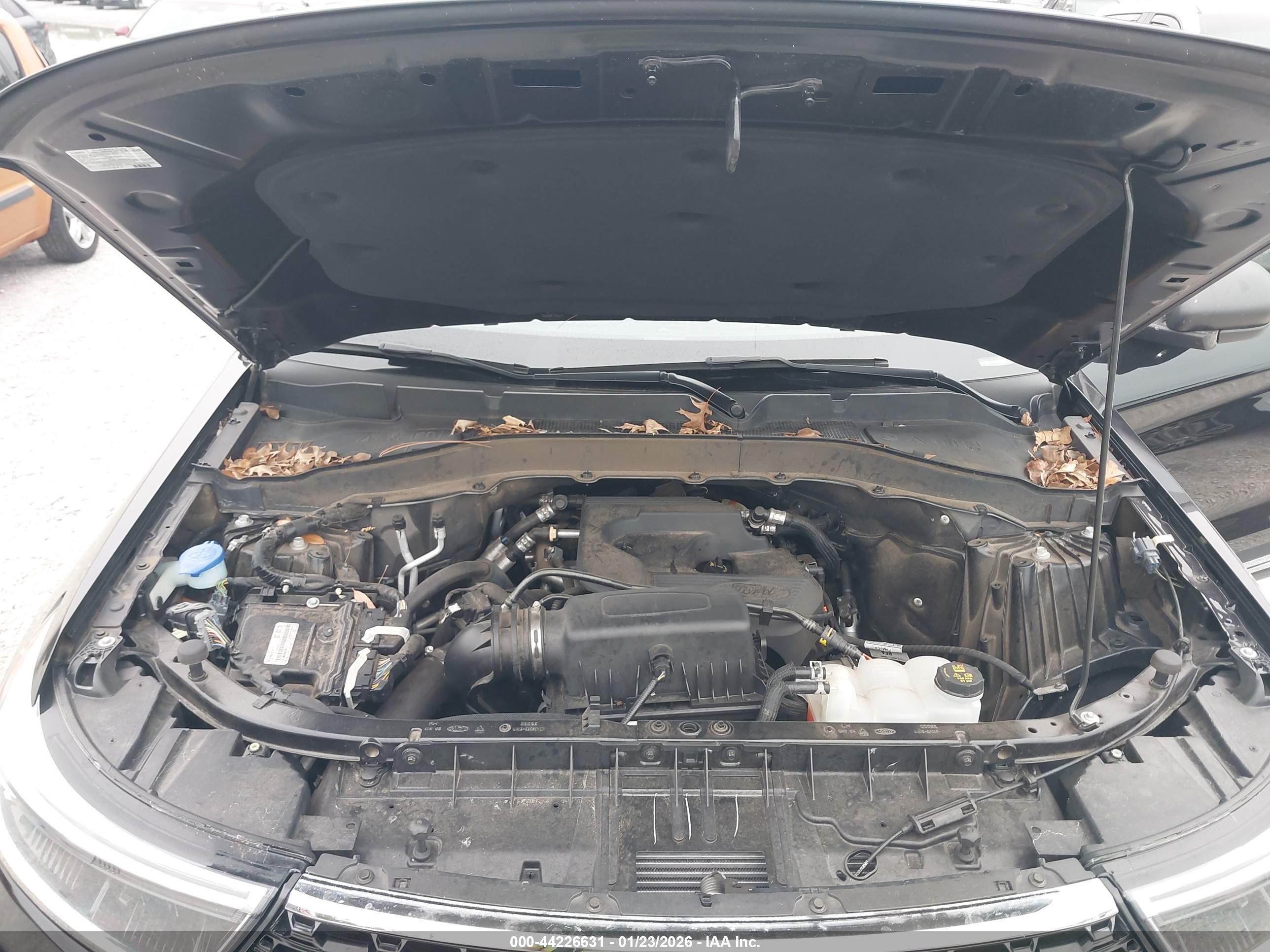FORD EXPLORER image 10