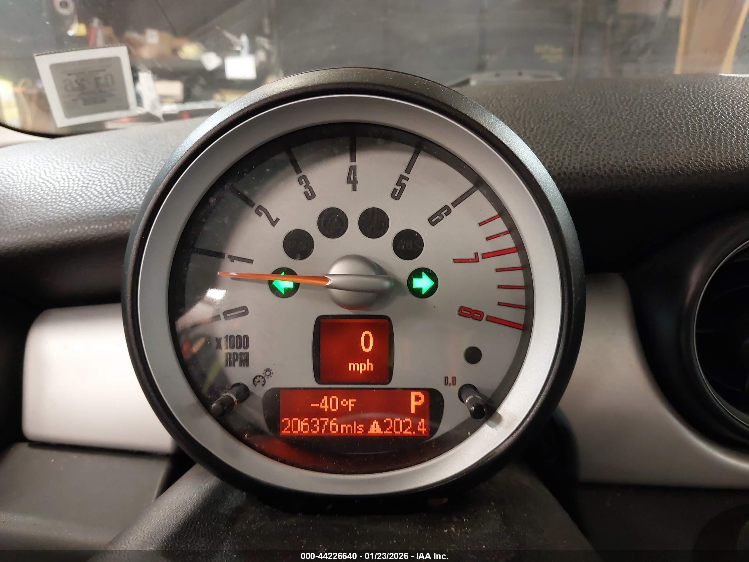 MINI COOPER image 7