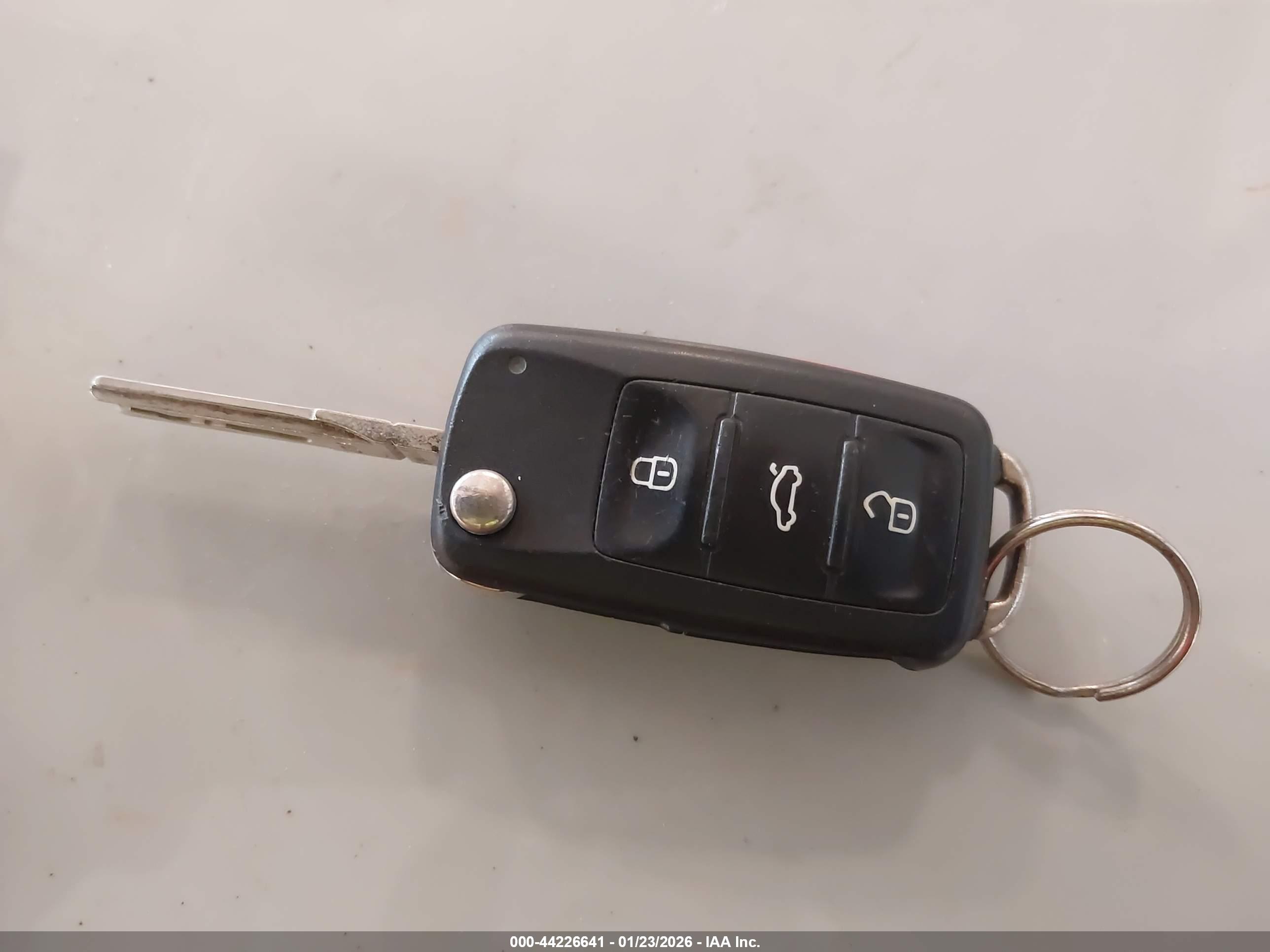 VOLKSWAGEN JETTA image 11