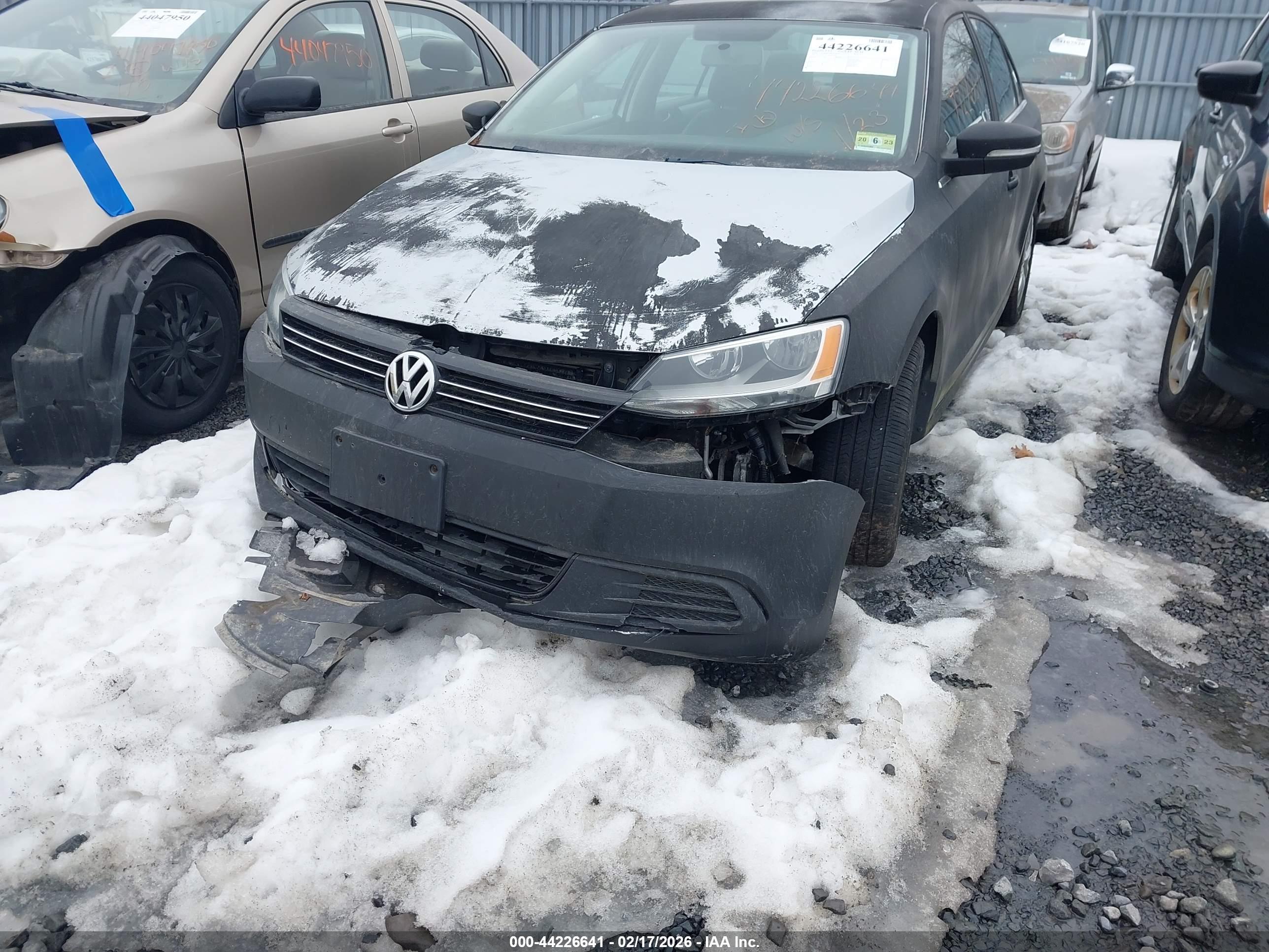 VOLKSWAGEN JETTA image 6