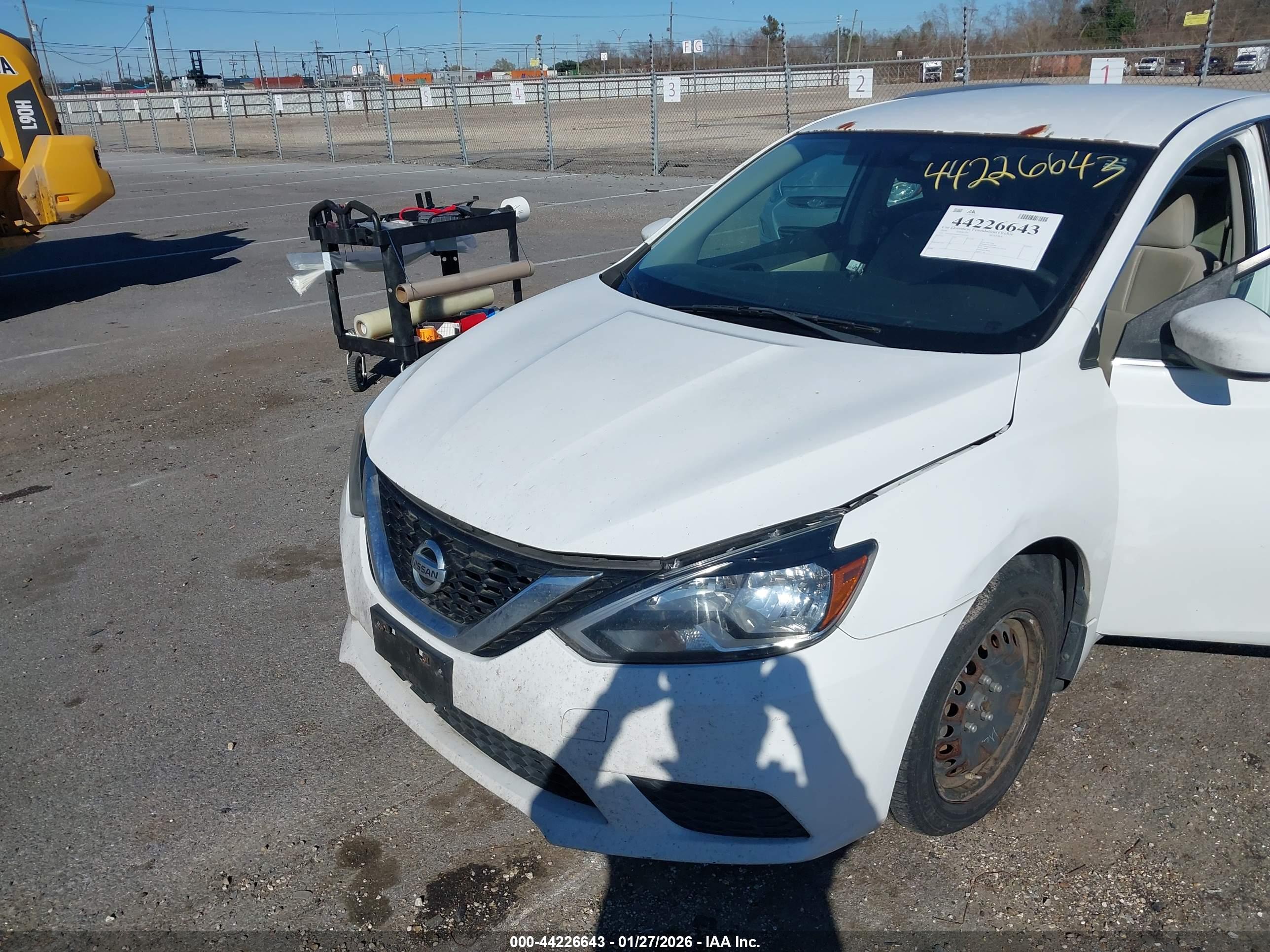 NISSAN SENTRA image 6