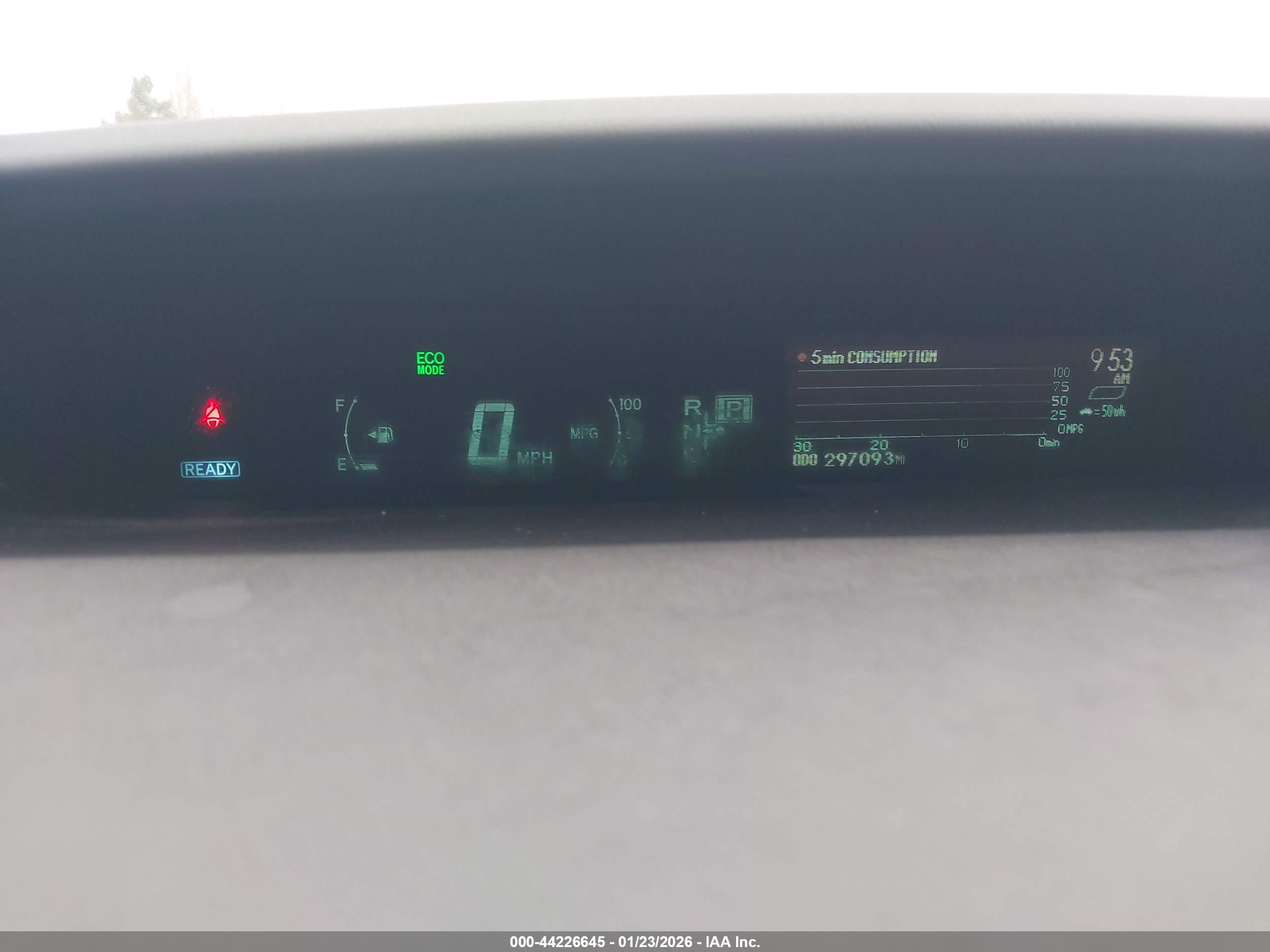 TOYOTA PRIUS image 7