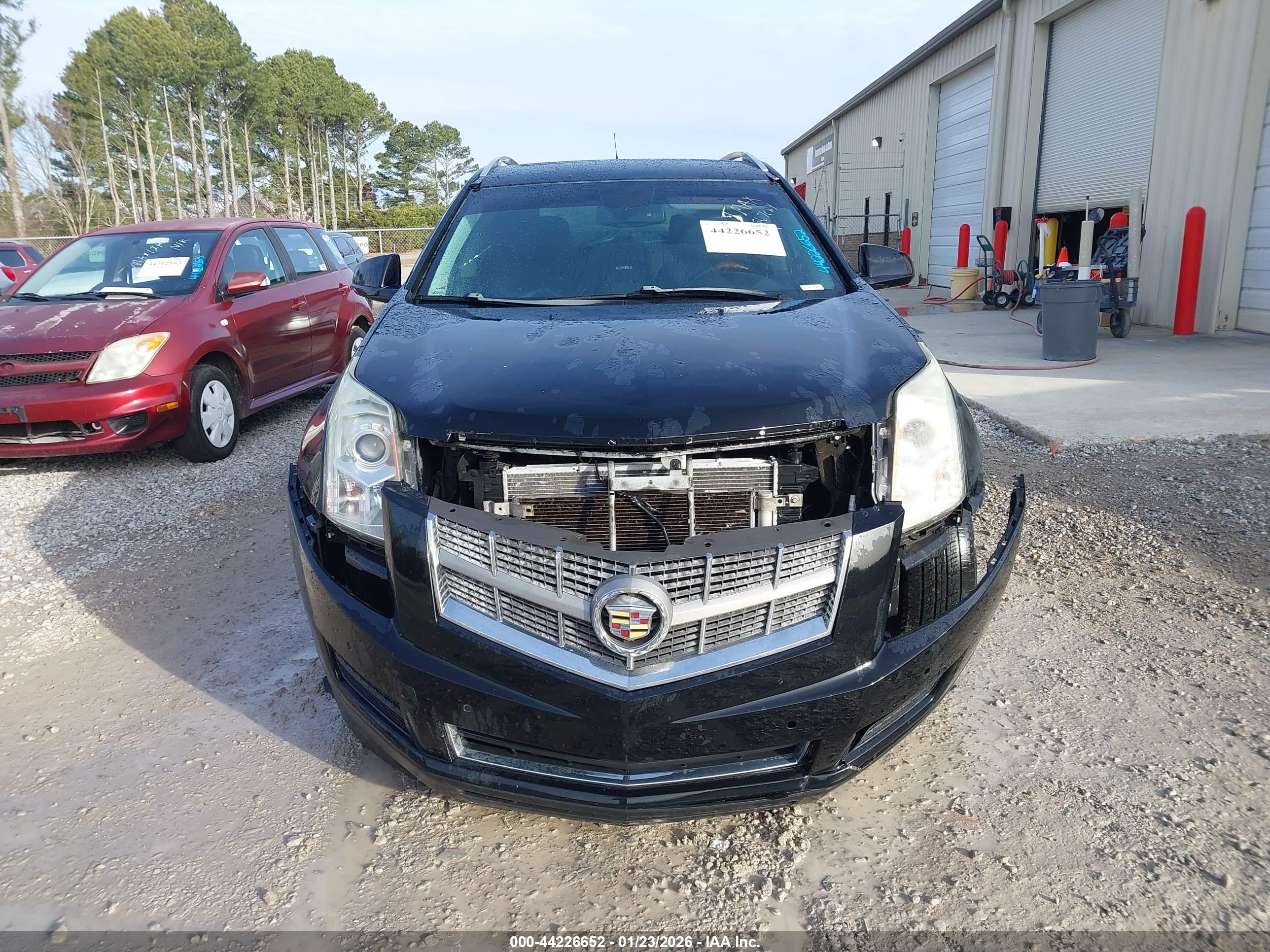 CADILLAC SRX image 6