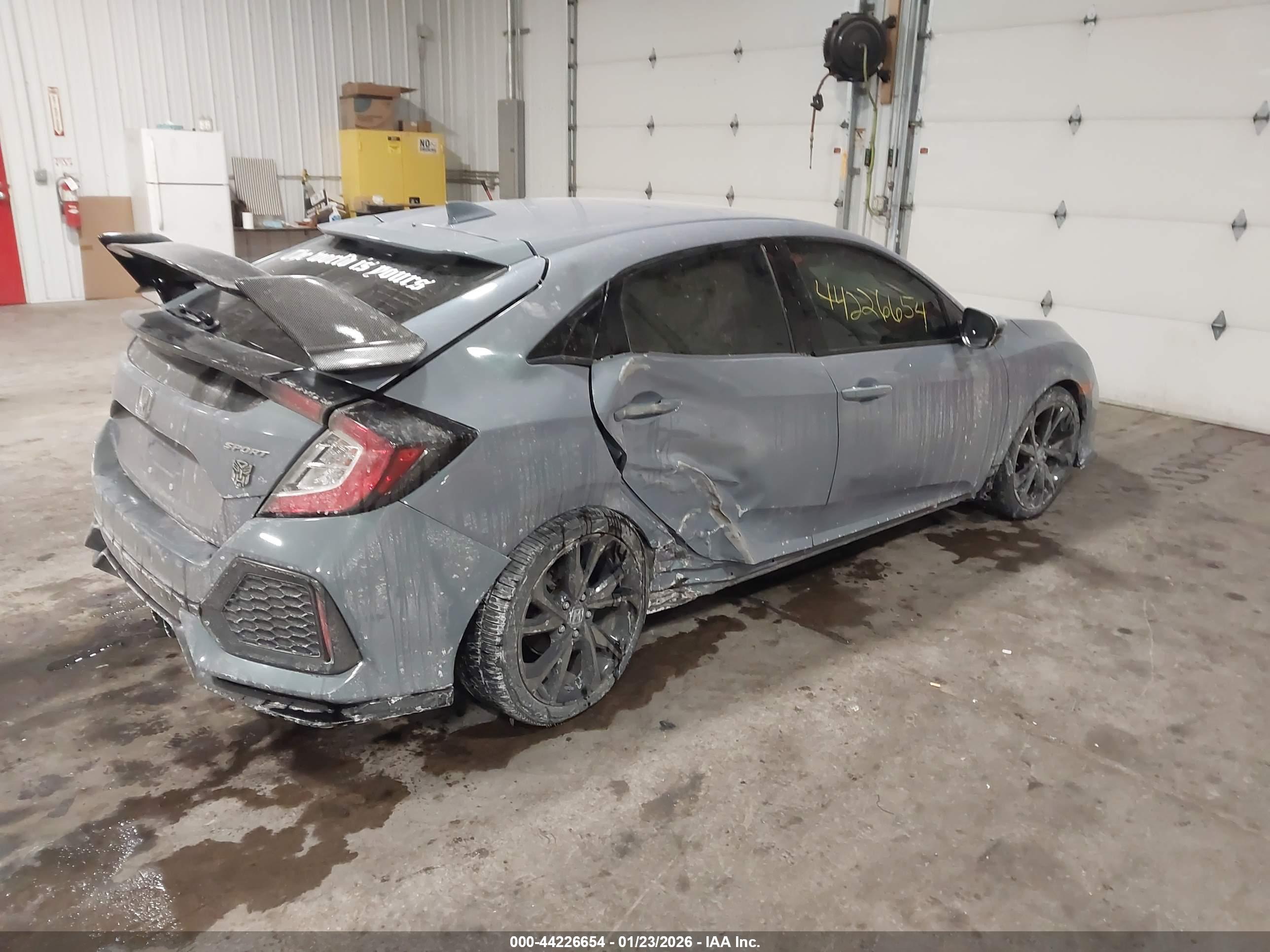 HONDA CIVIC image 4