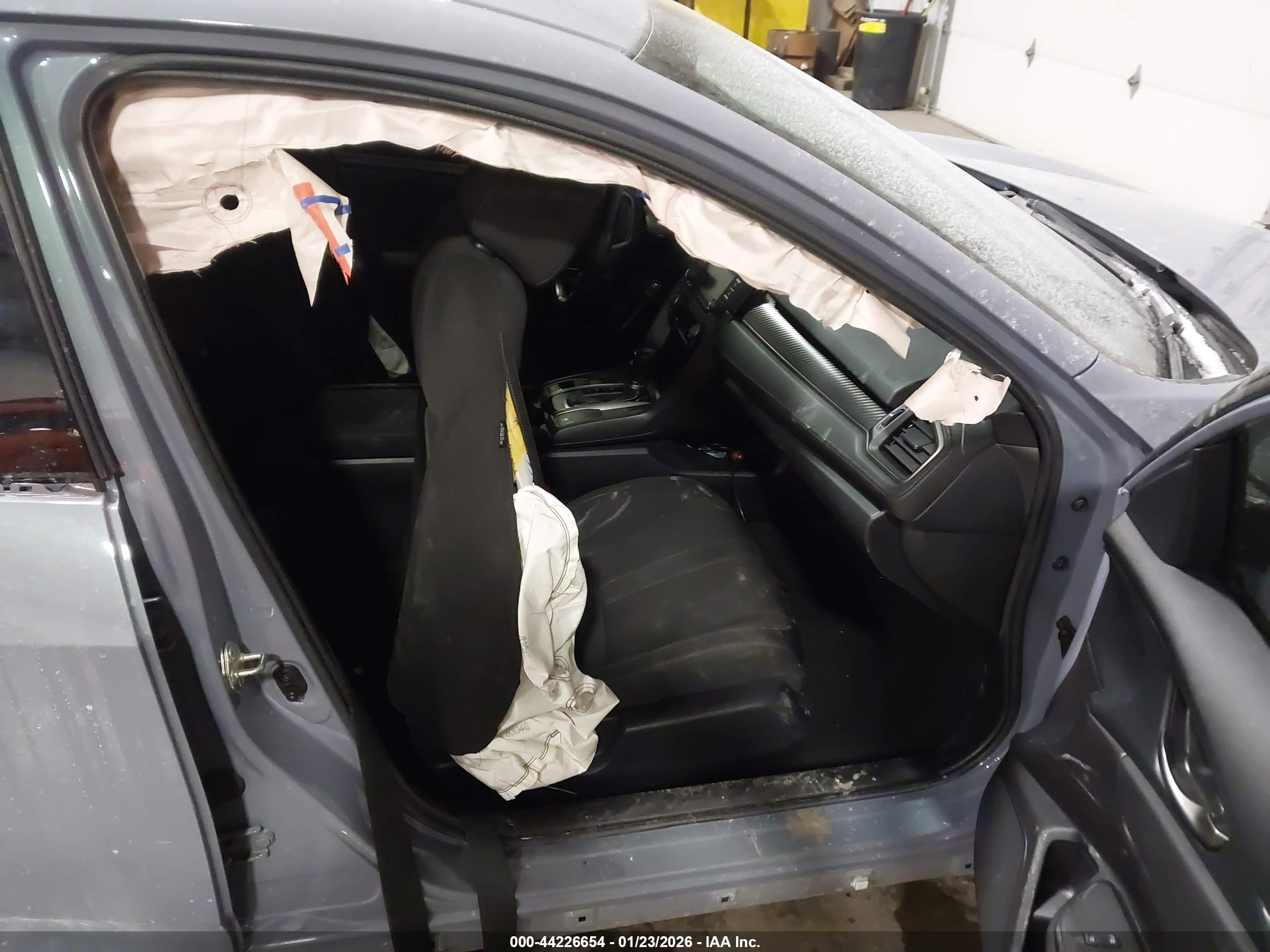 HONDA CIVIC image 5