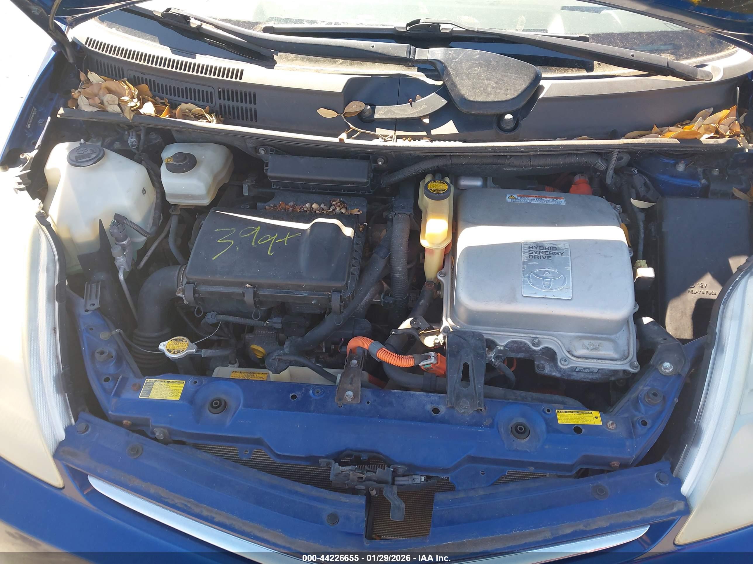 TOYOTA PRIUS image 10