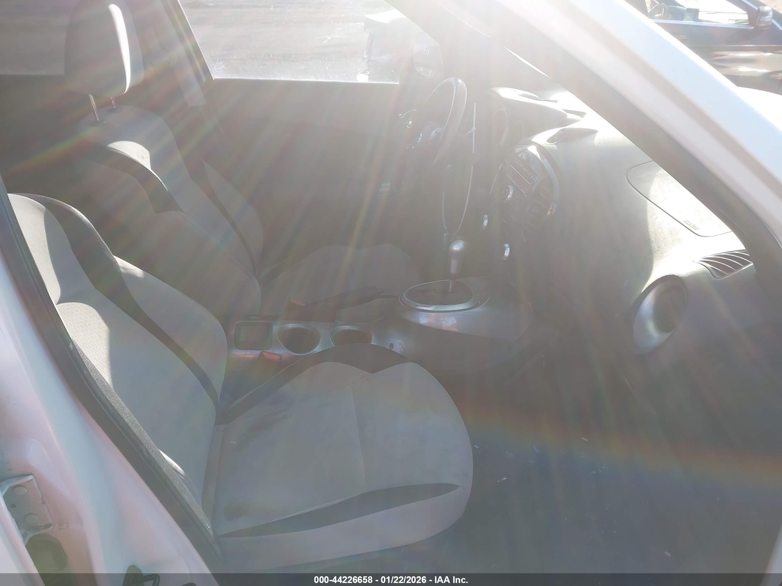 NISSAN JUKE image 5