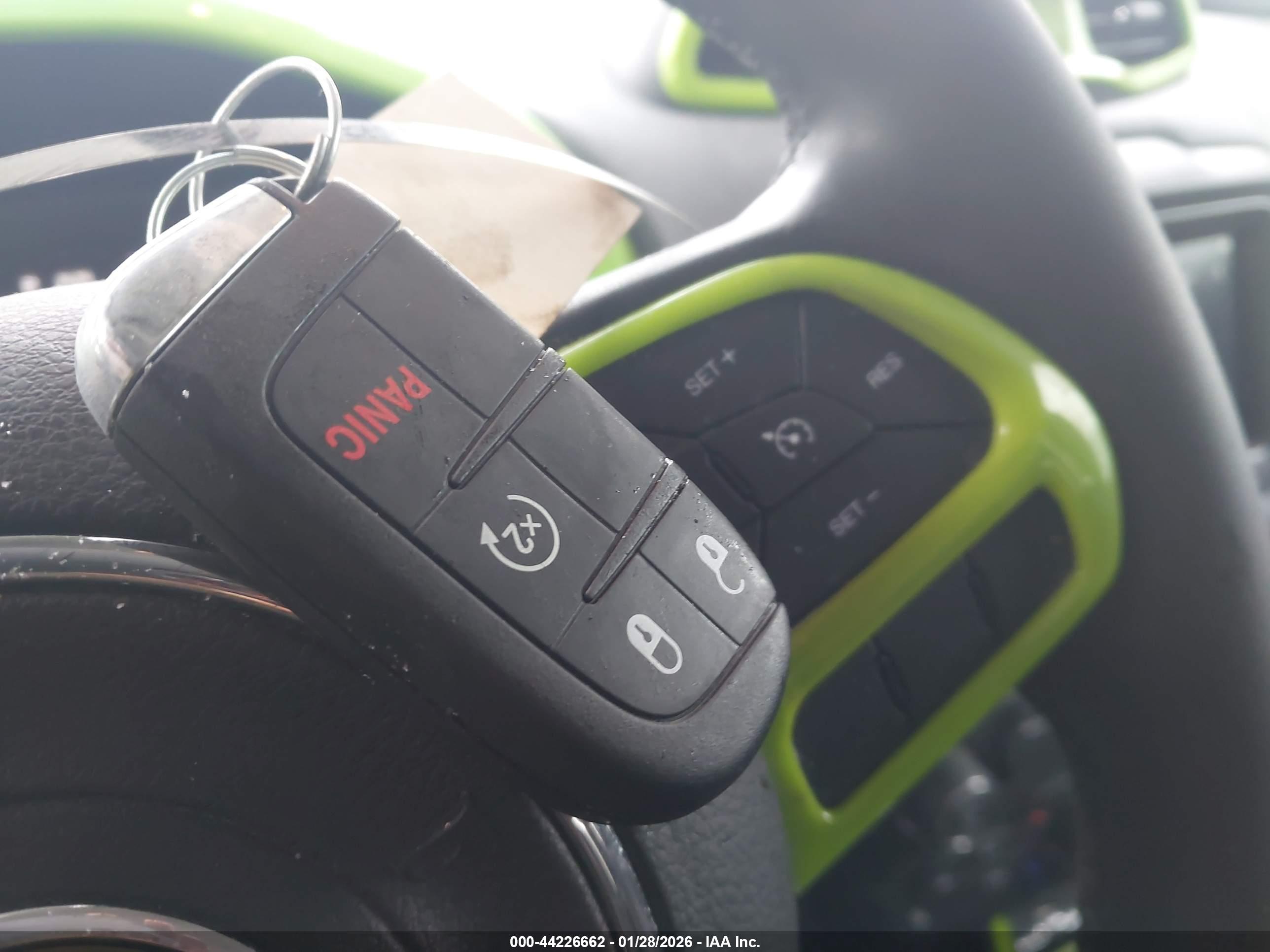 JEEP RENEGADE image 11