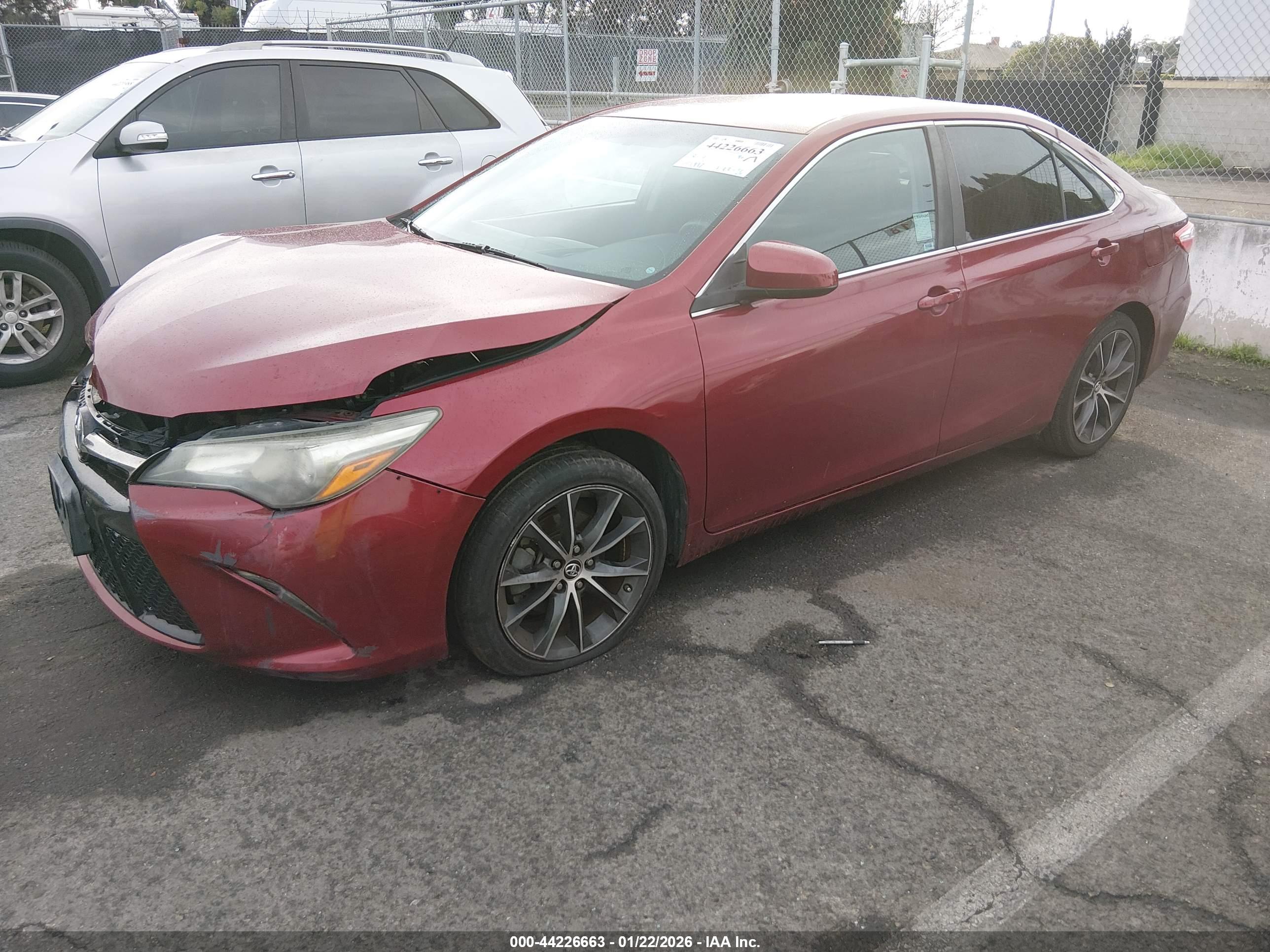 TOYOTA CAMRY image 2