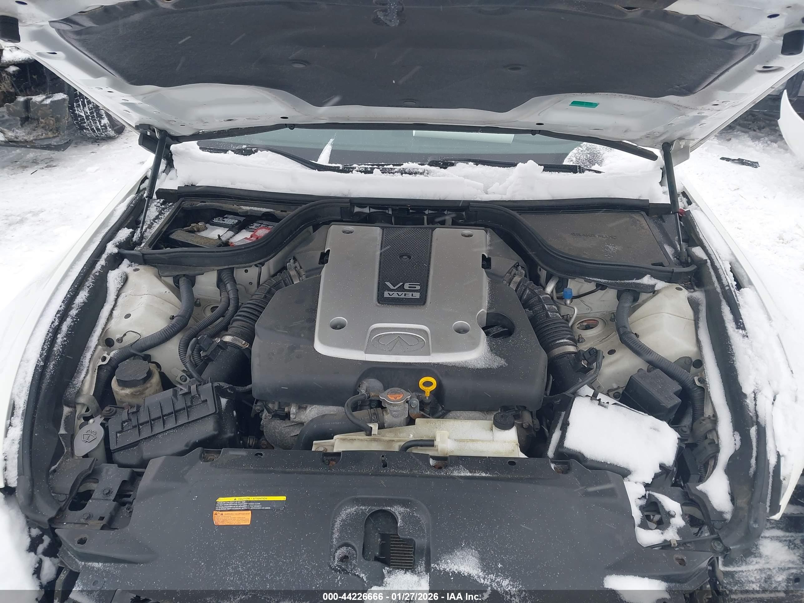 INFINITI G37X image 10