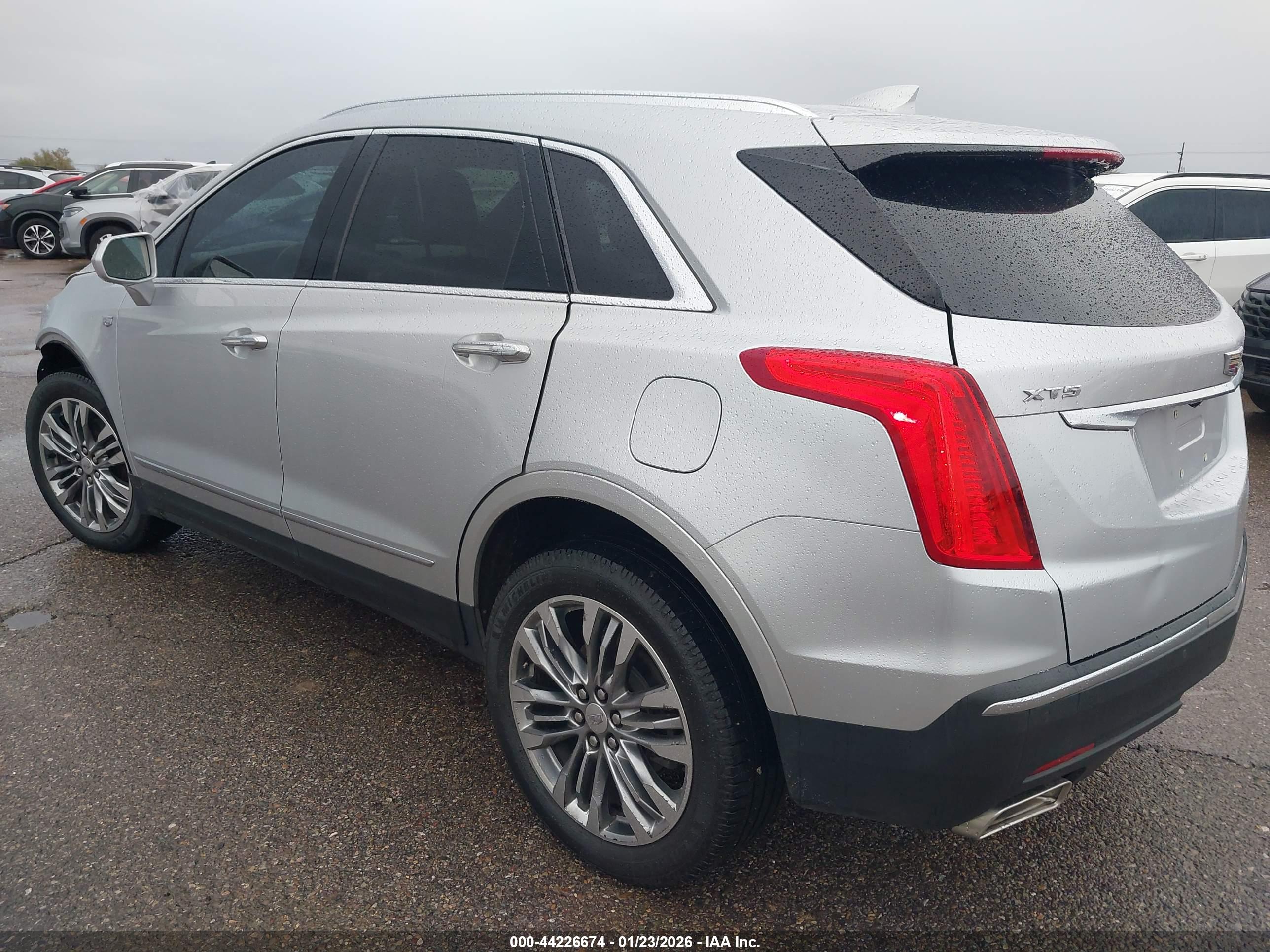 CADILLAC XT5 image 3