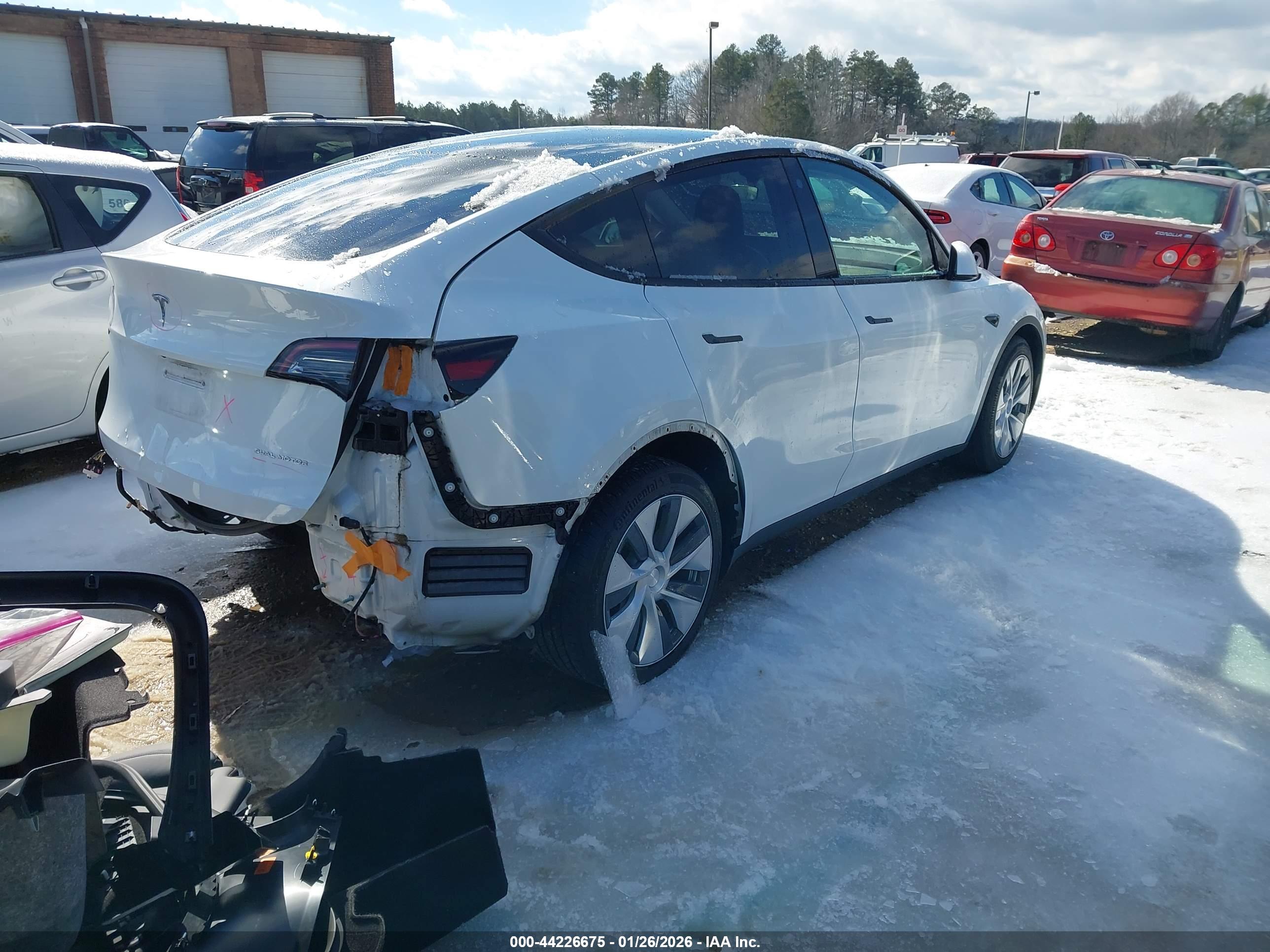 TESLA MODEL image 4