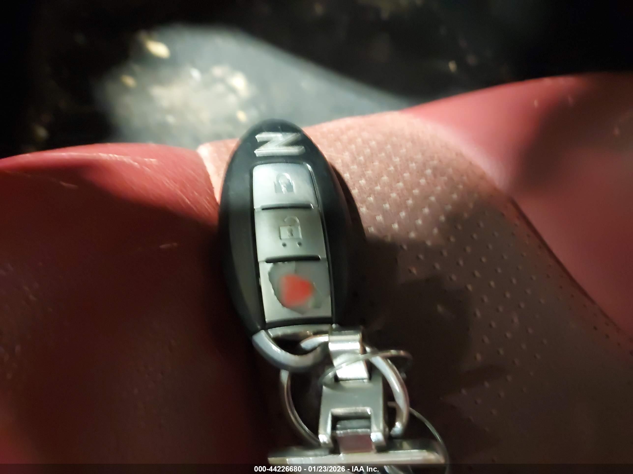 NISSAN 370Z image 11
