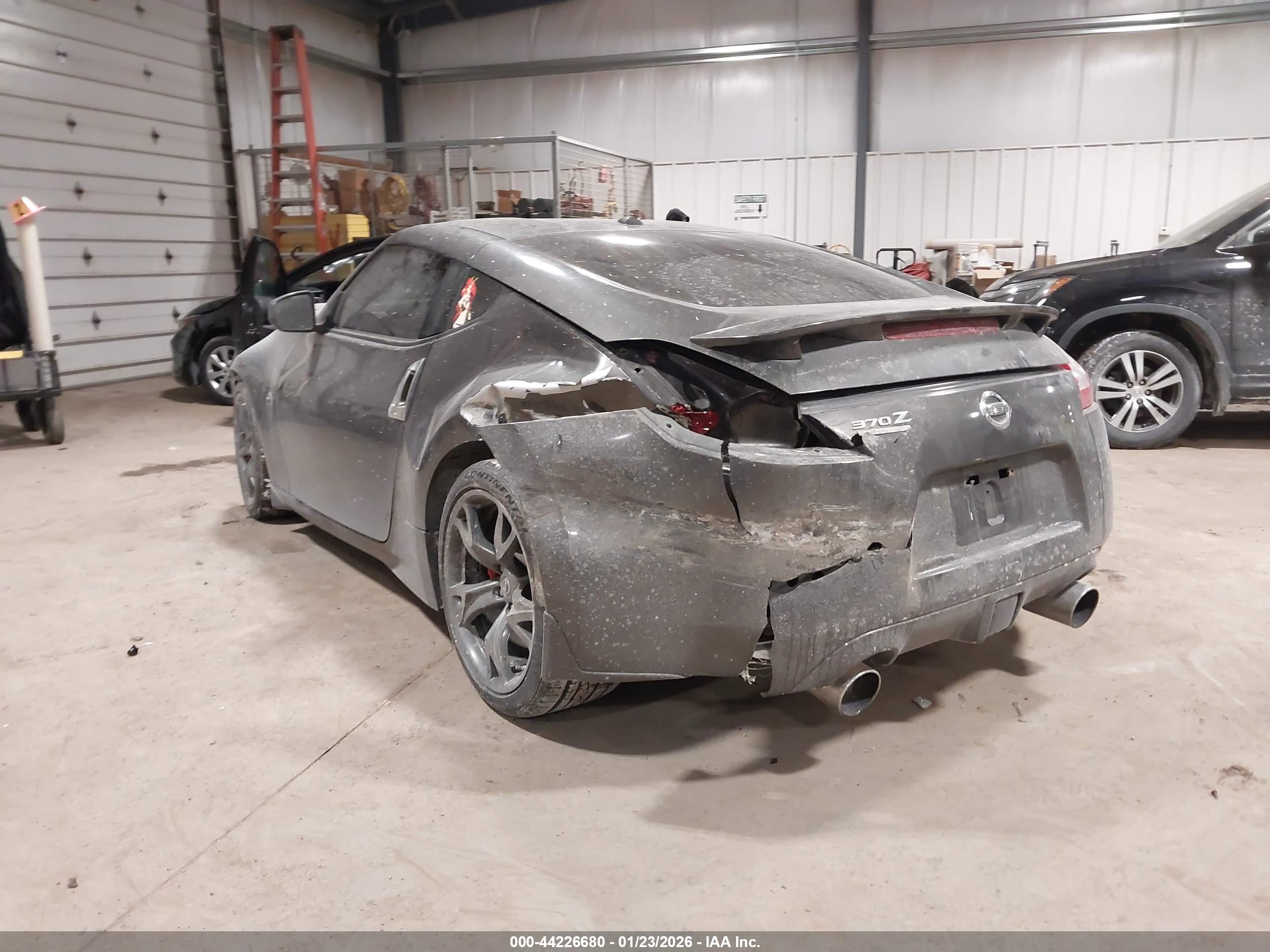NISSAN 370Z image 3