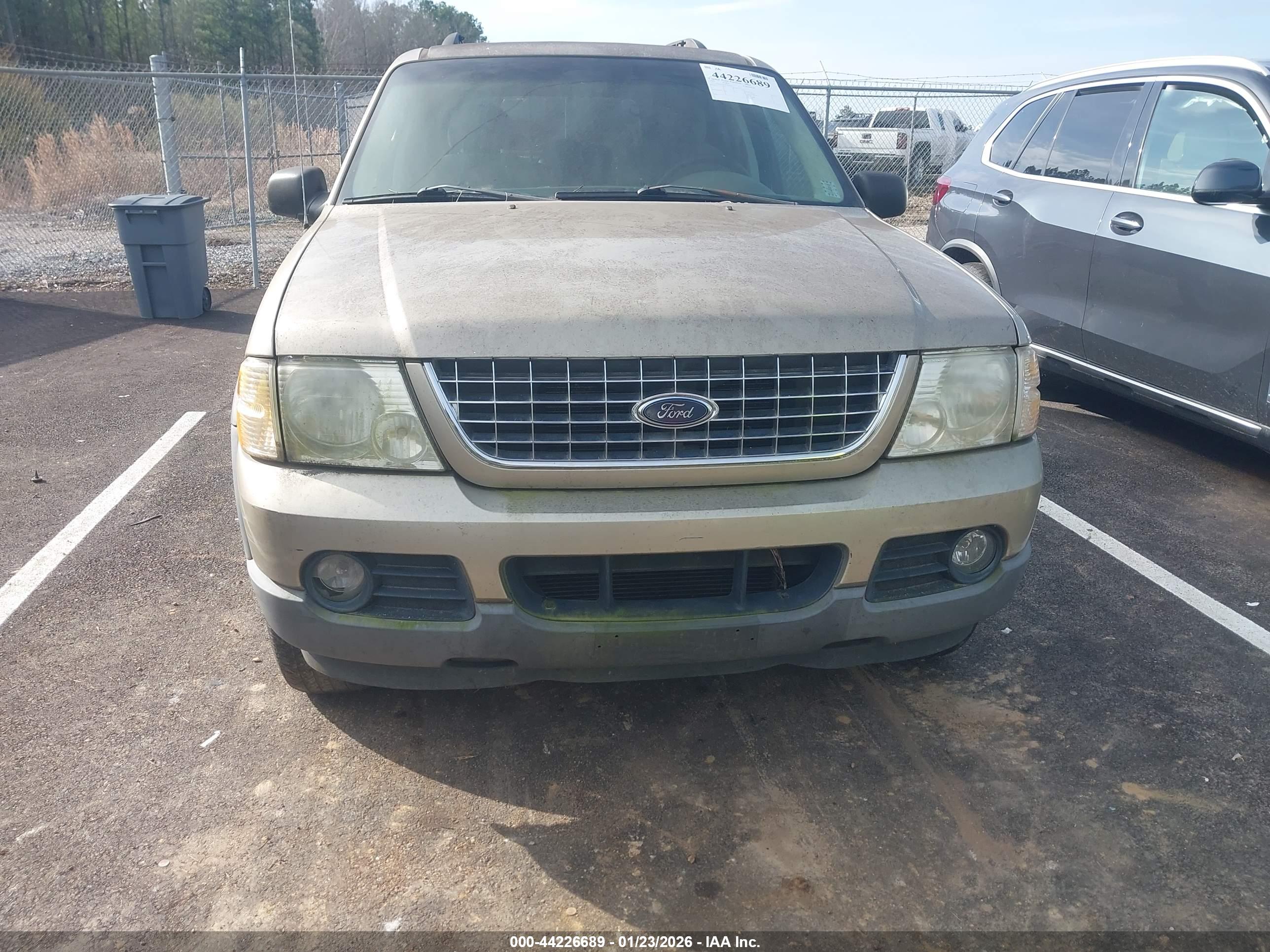 FORD EXPLORER image 6
