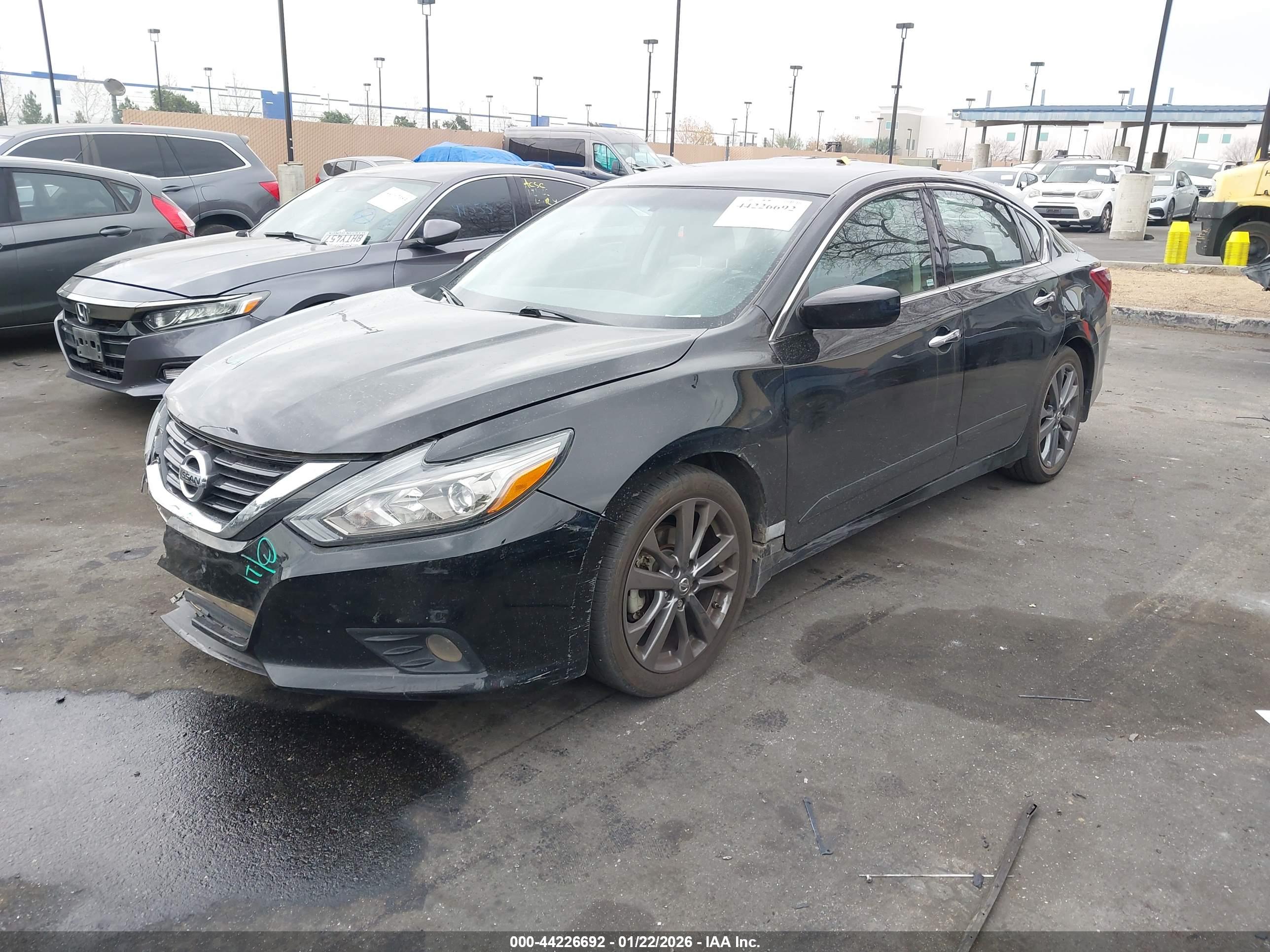 NISSAN ALTIMA image 2