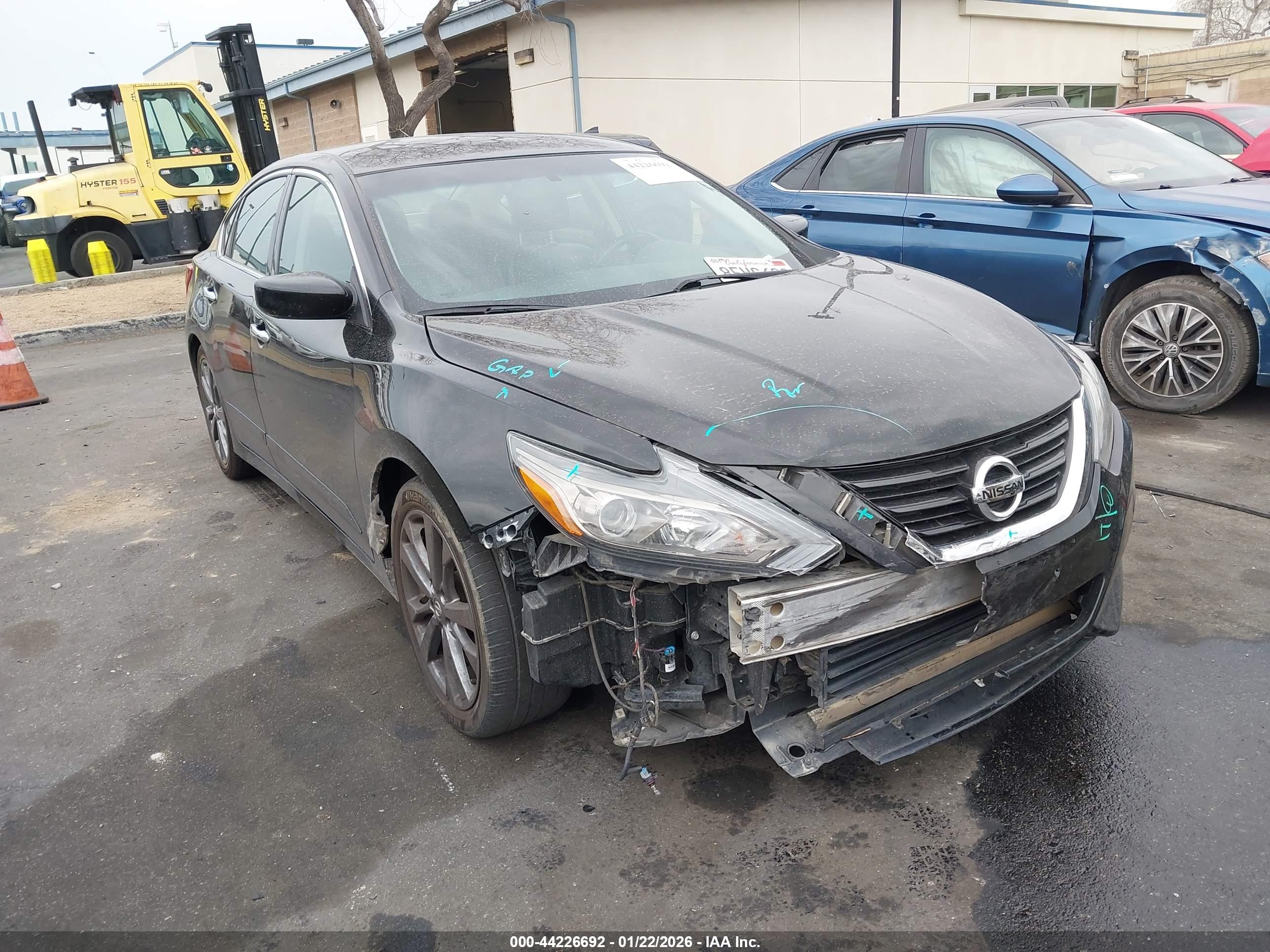 NISSAN ALTIMA image 6