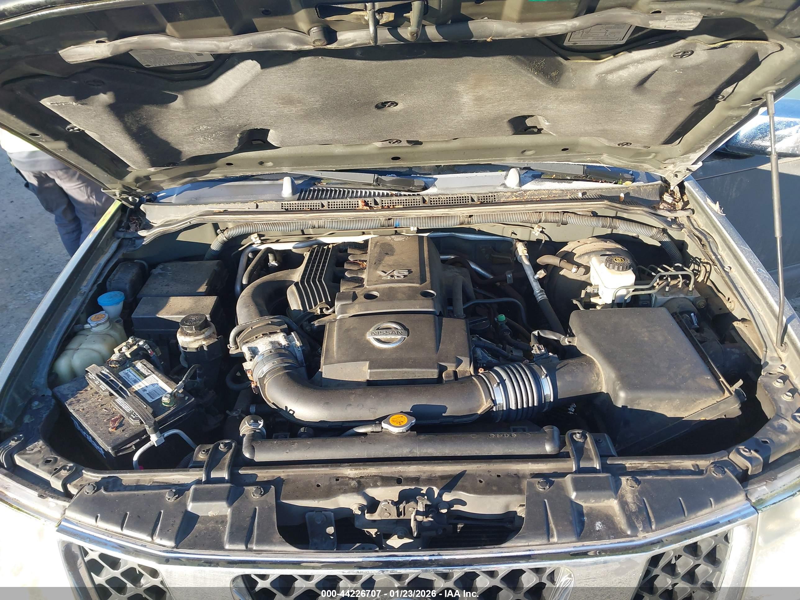 NISSAN FRONTIER image 10