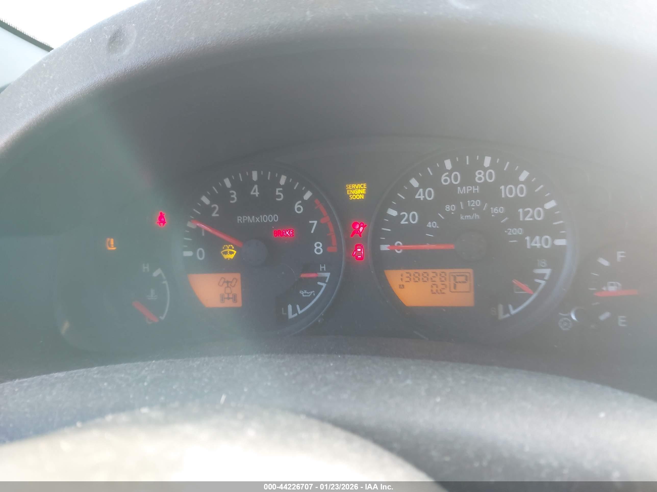 NISSAN FRONTIER image 7