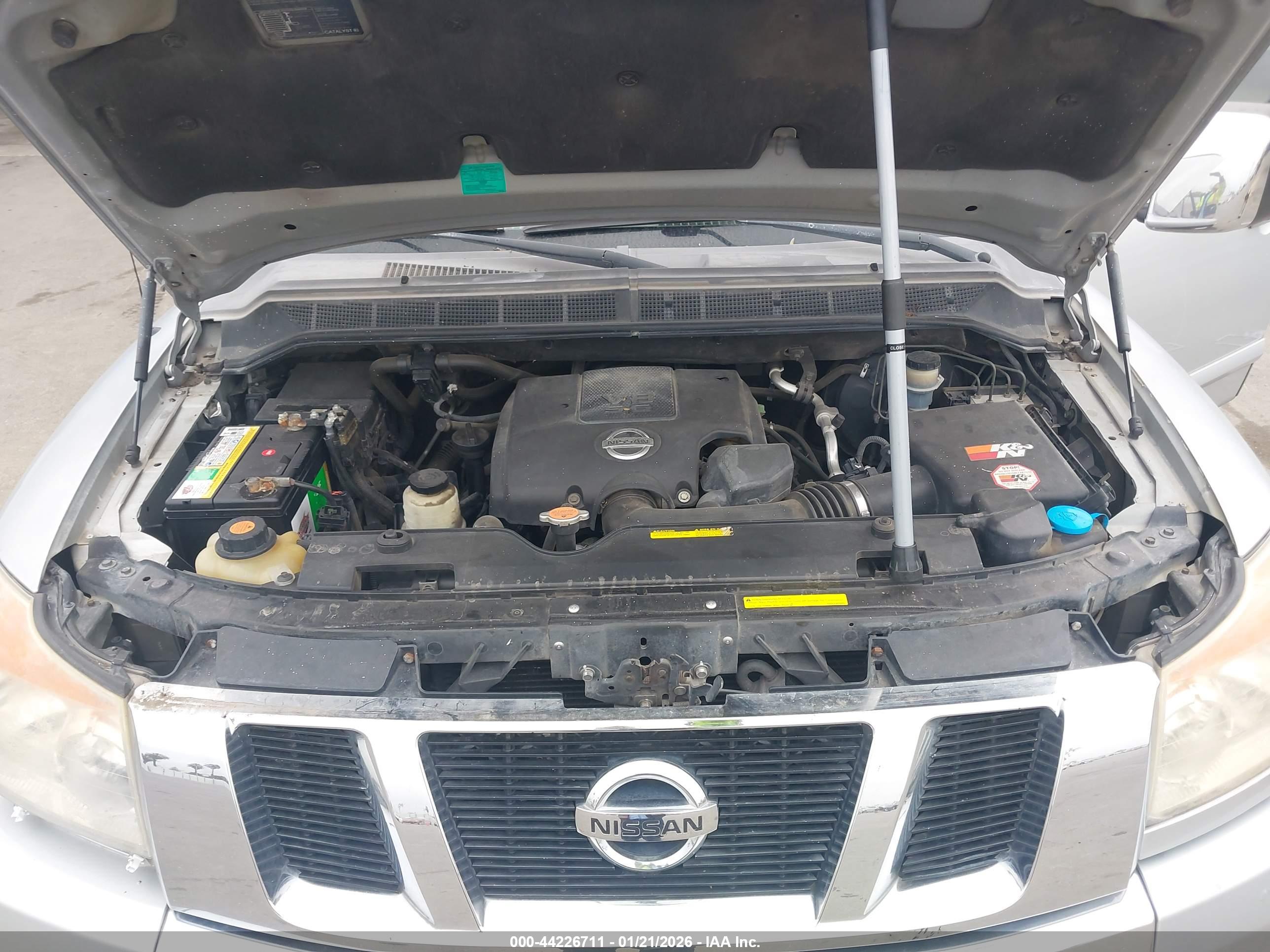 NISSAN TITAN image 10