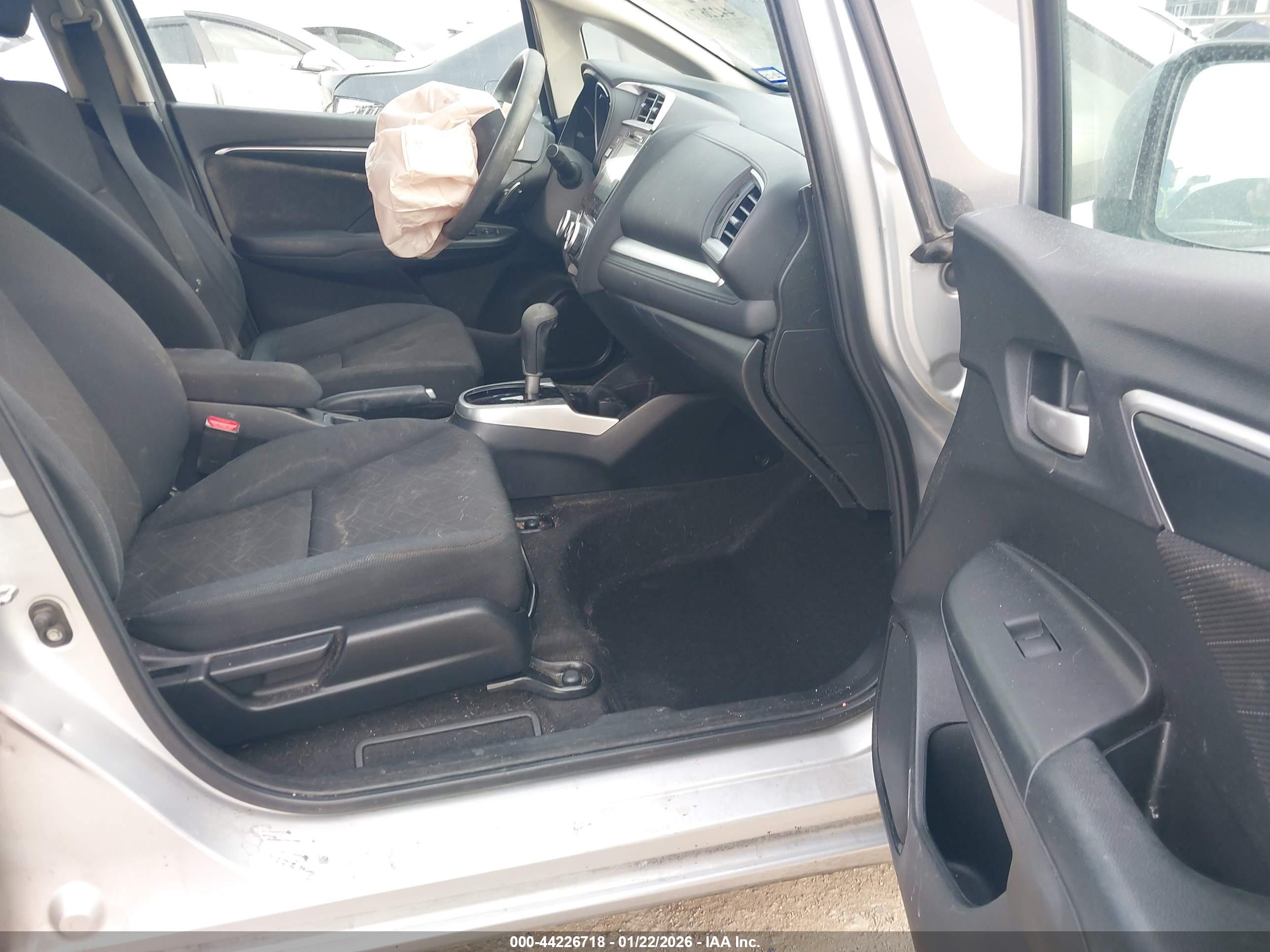 HONDA FIT image 5