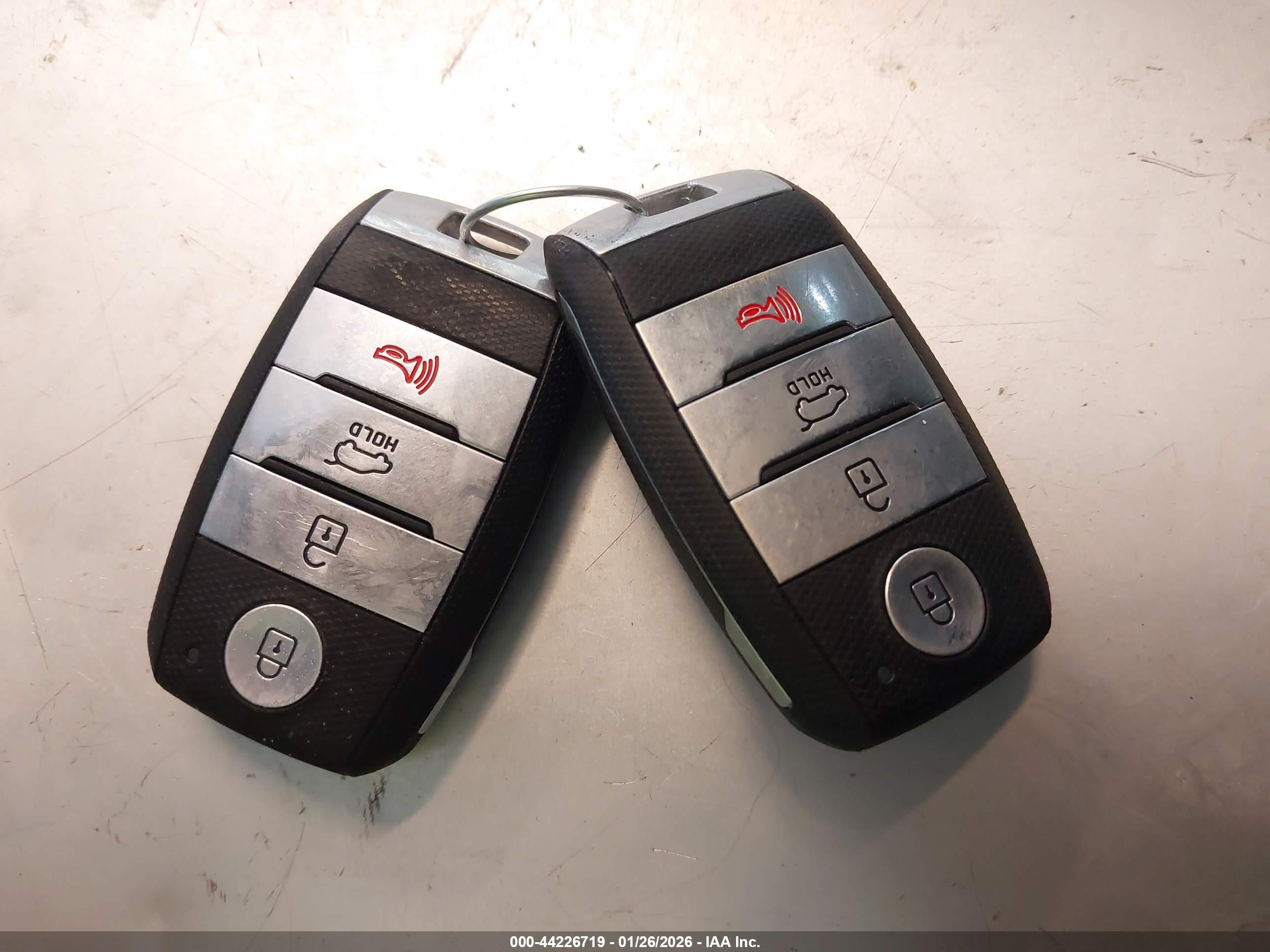 KIA SPORTAGE image 11