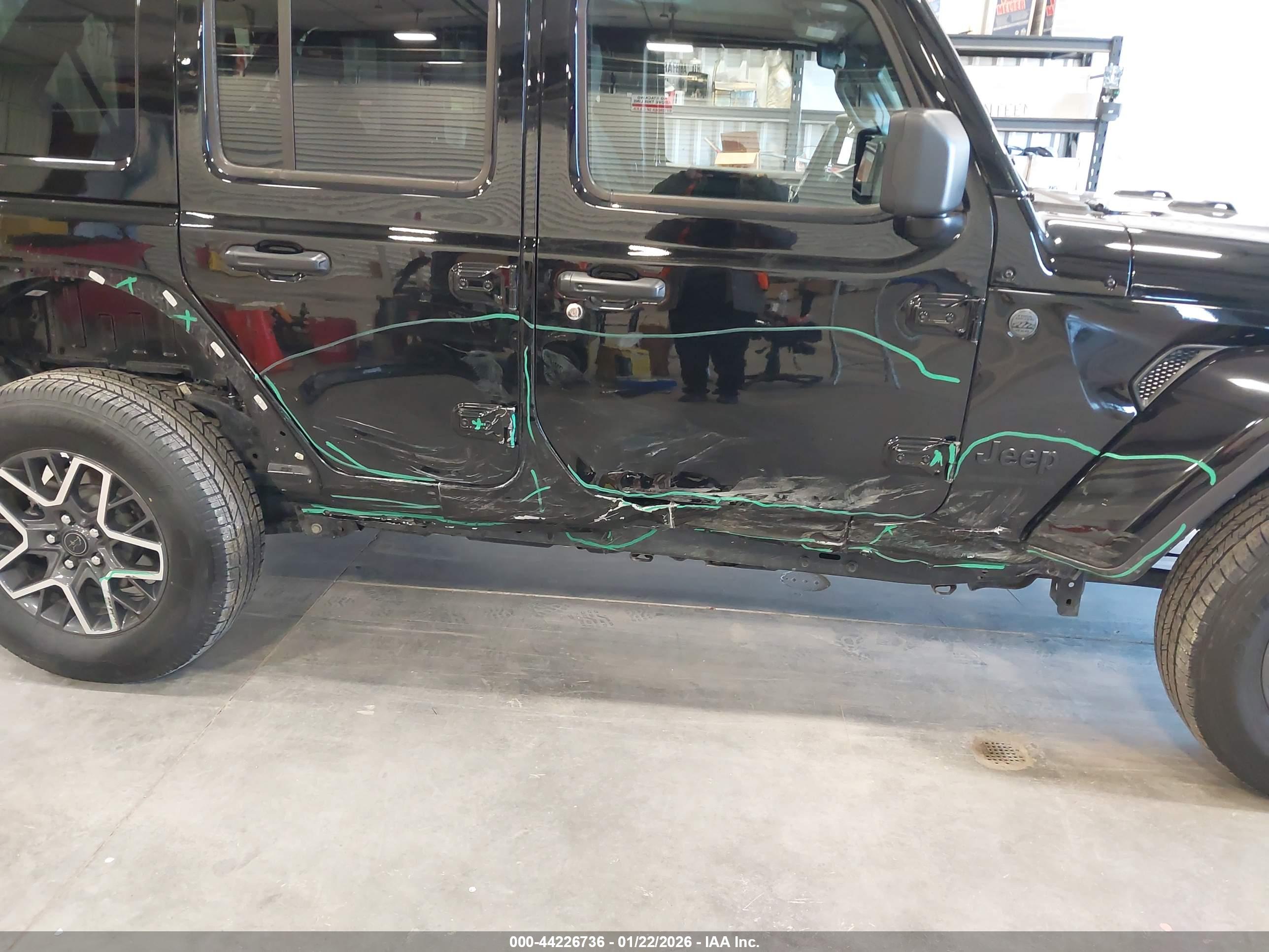 JEEP WRANGLER image 6