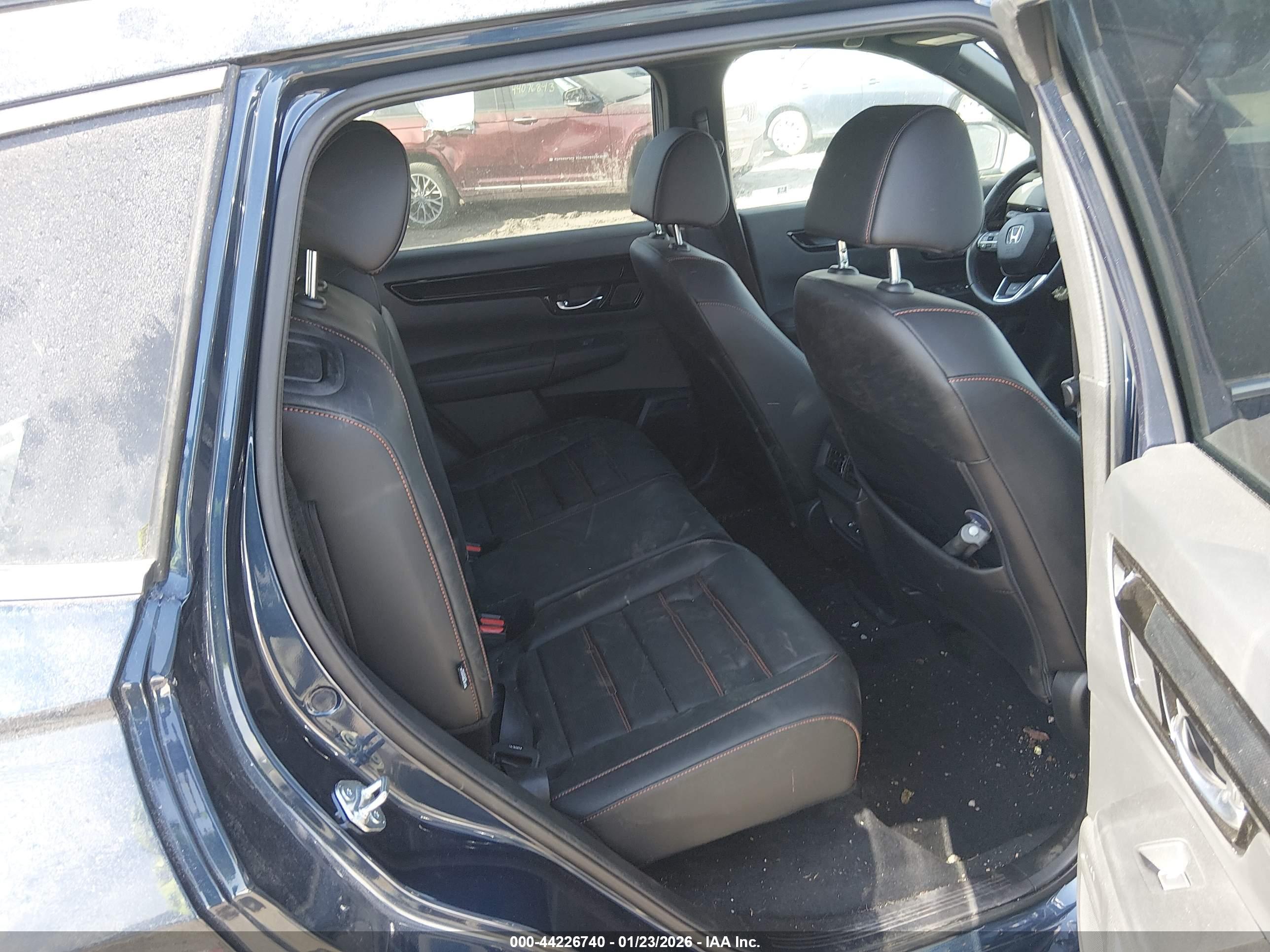 HONDA CR-V image 8