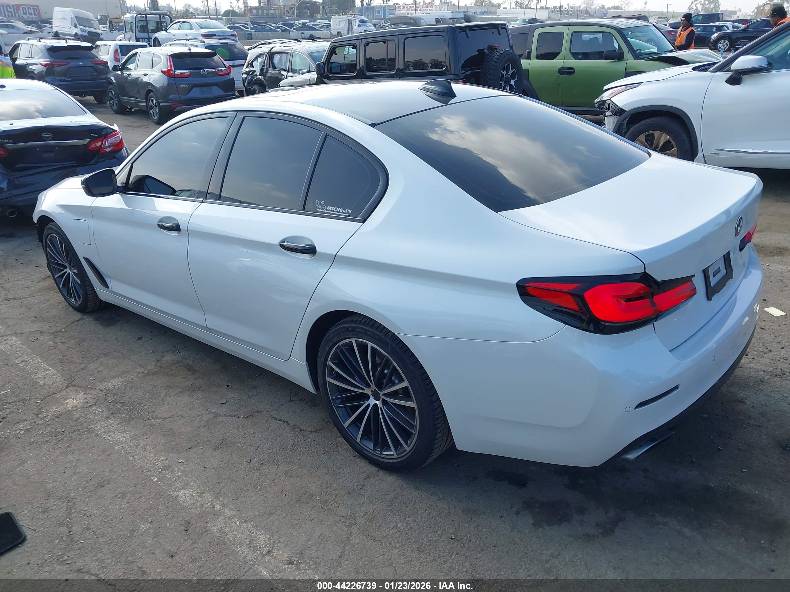 BMW 530E image 3